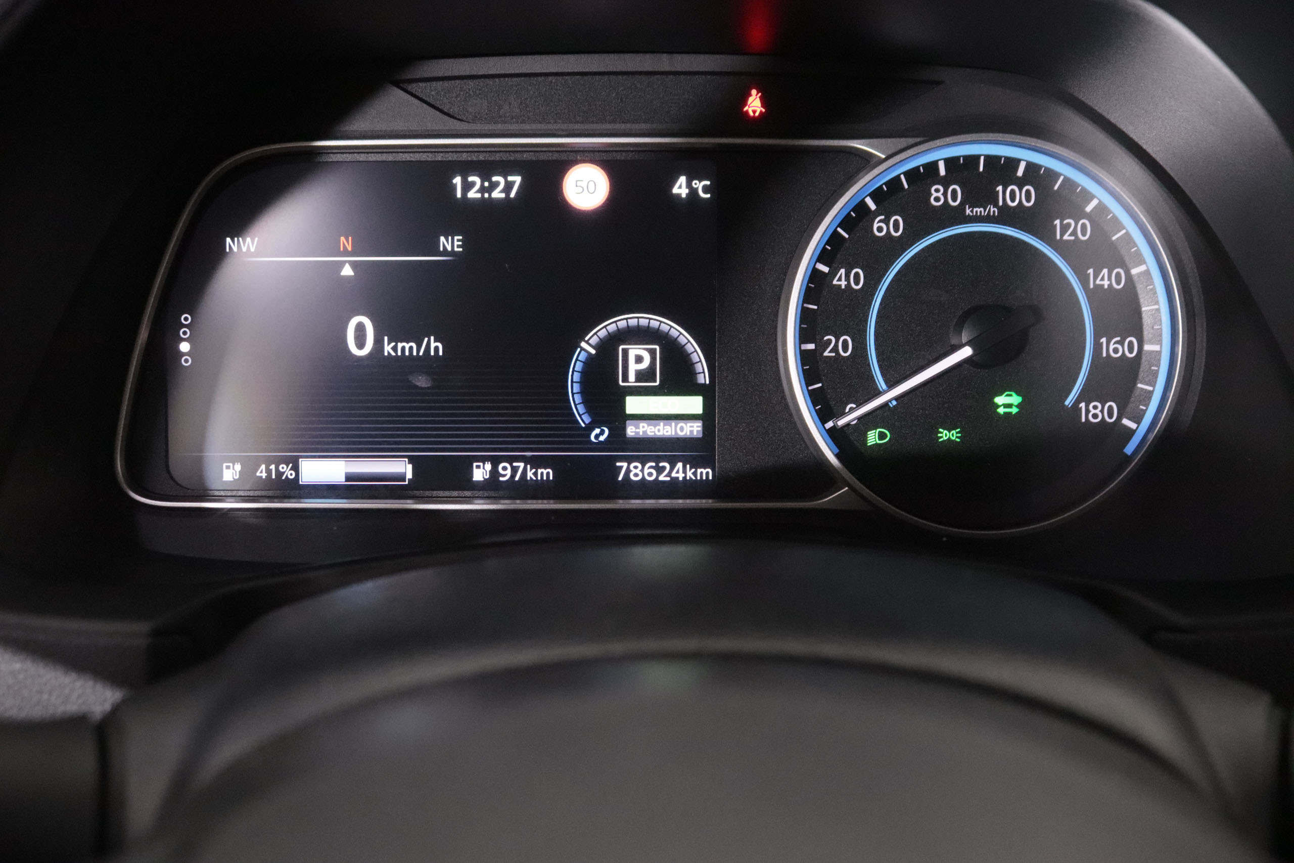 Nissan Leaf 40KWH 10  ANIVERSARIO 150CV 5P # NAVY, CAMARA REVERSA, foto 17