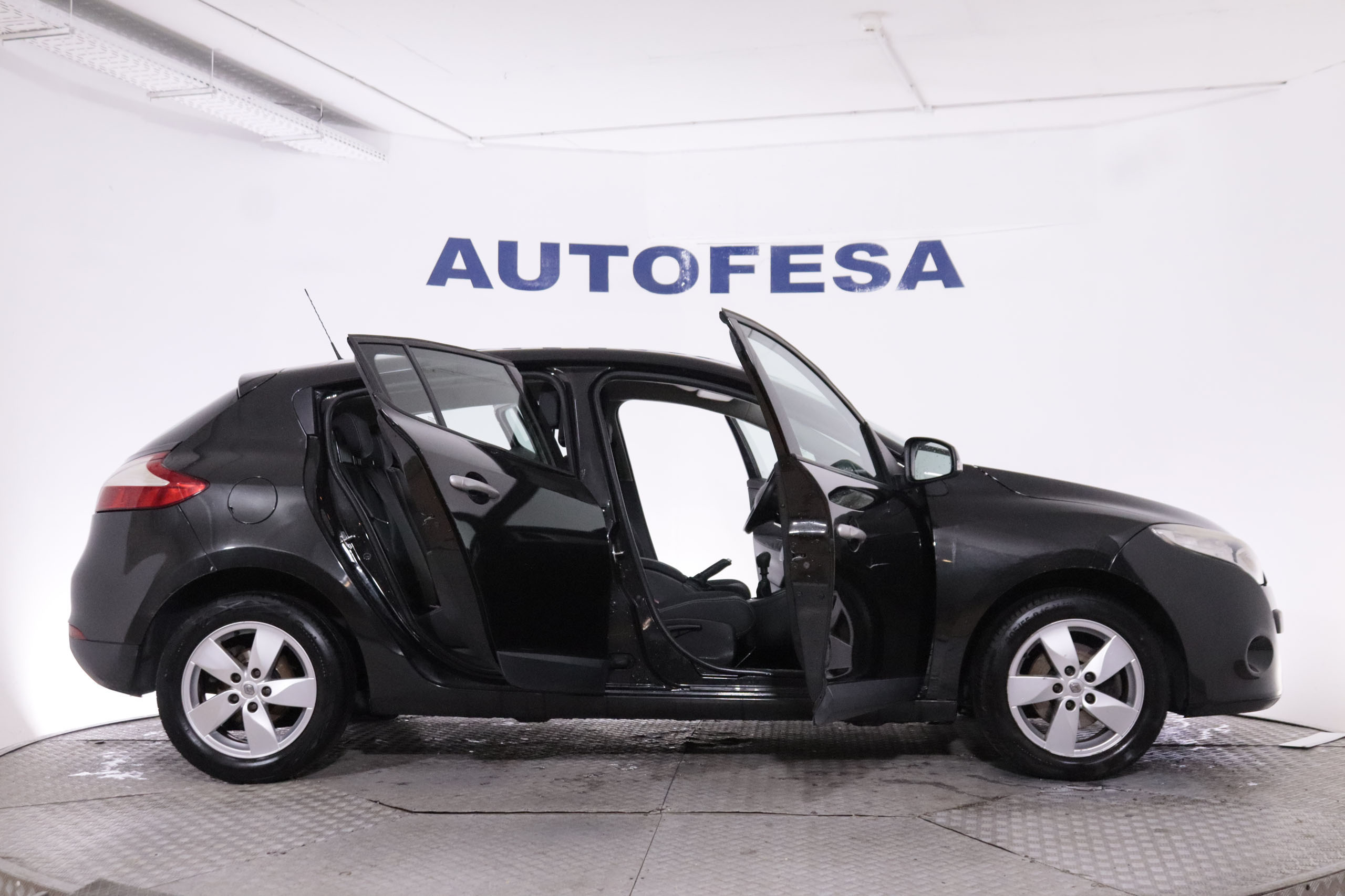 Renault Megane 1.6i AUTHENTIQUE 110CV 5P foto 7