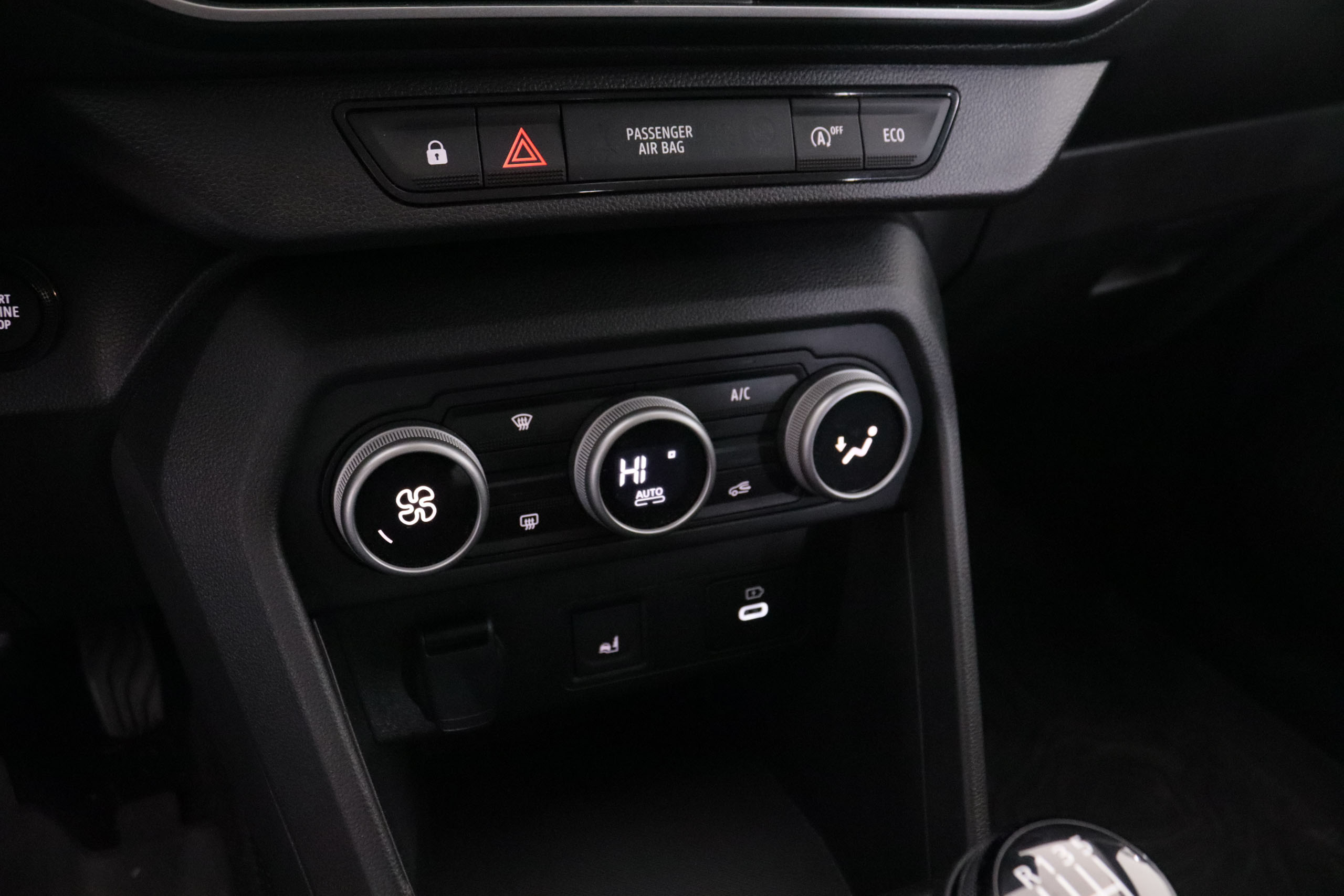 Dacia Sandero 1.0 HEV GLP STEPWAY EXTREME 100CV 5P #IVA DEDUCIBLE, NAVY, PARKTRONIC - Foto 21