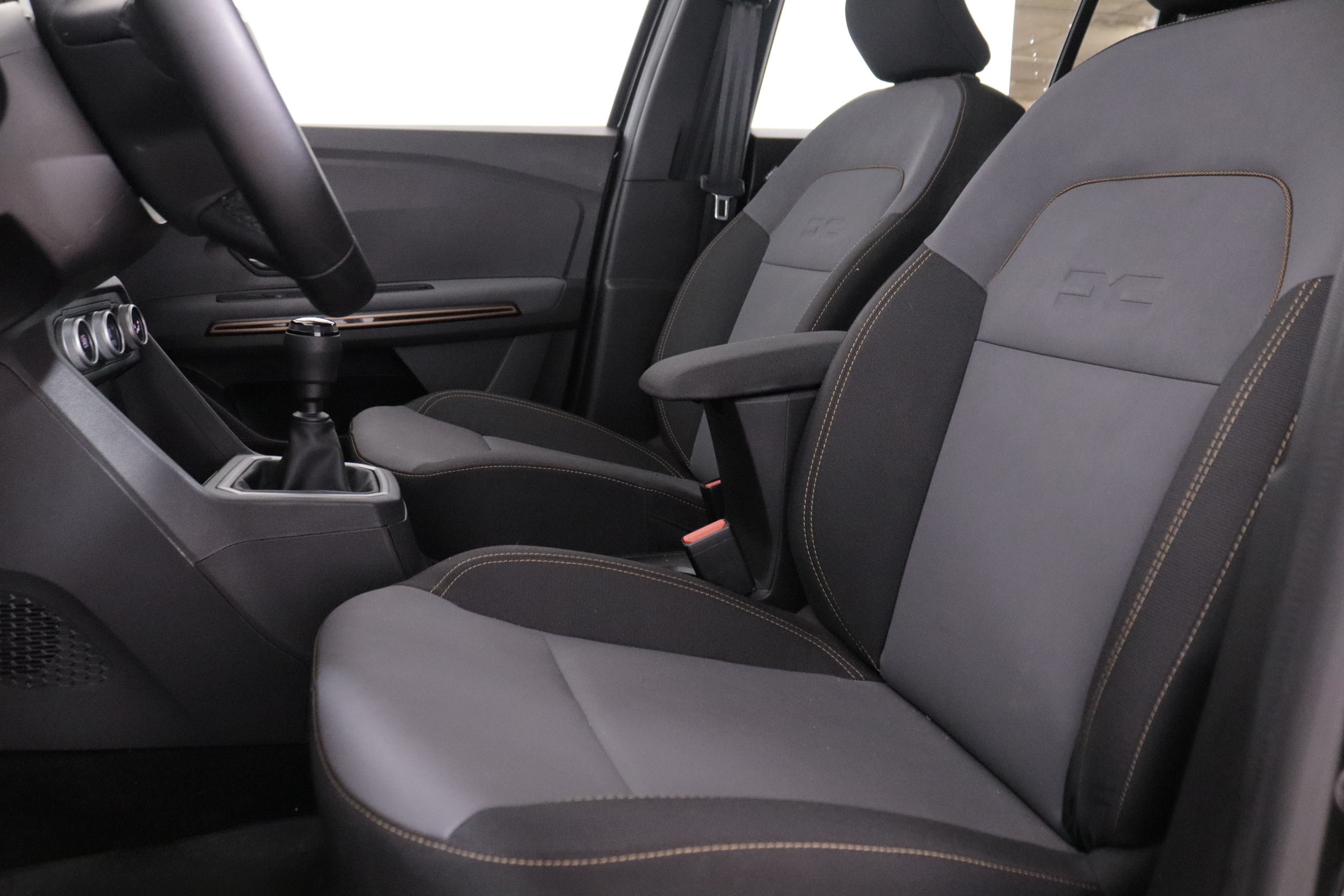 Dacia Sandero 1.0 HEV GLP STEPWAY EXTREME 100CV 5P #IVA DEDUCIBLE, NAVY, PARKTRONIC - Foto 23