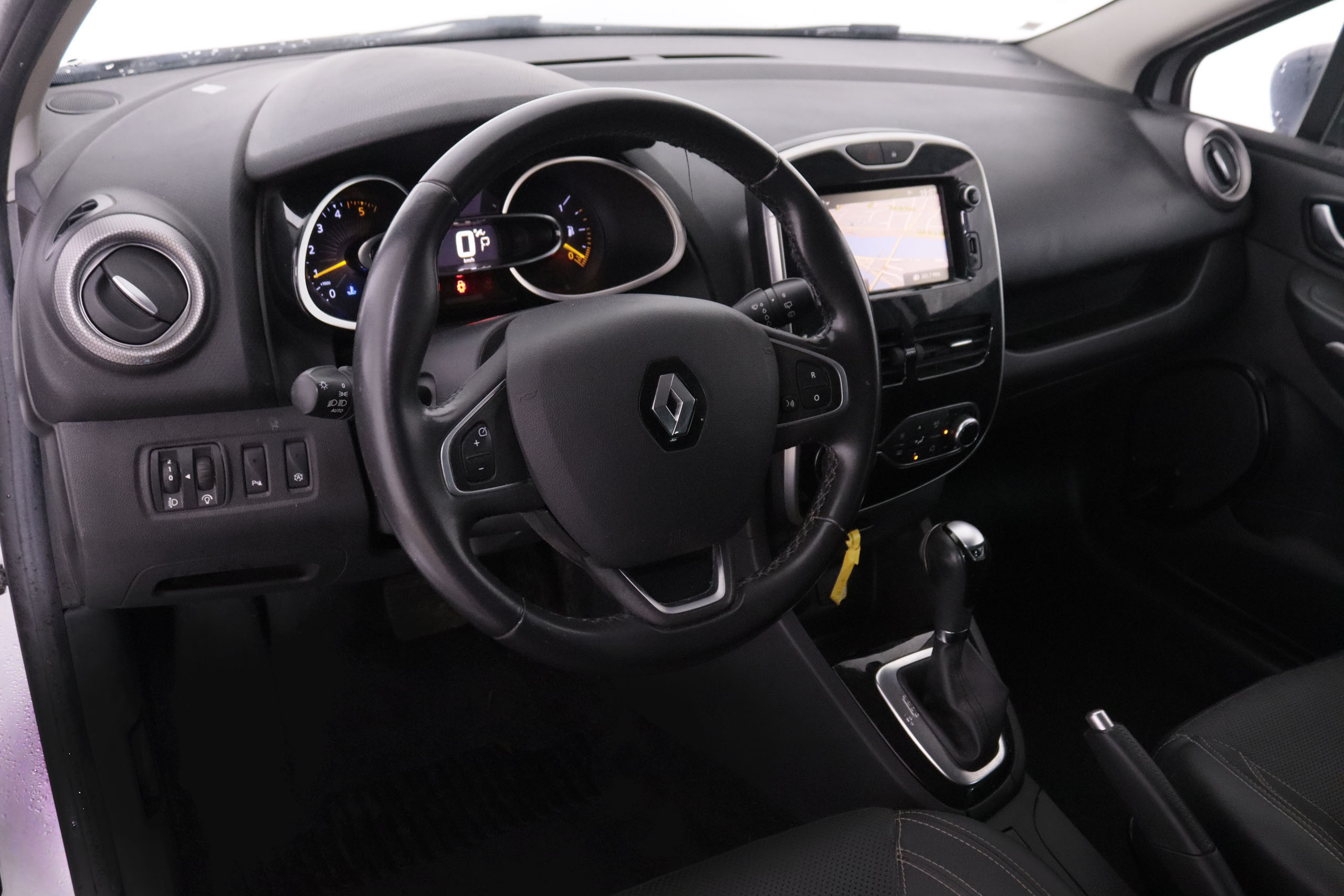 Renault Clio SPORT TOURER 1.5 DCI ICONIC AUTO 90CV 5P # CUERO, NAVY, PARKTRONIC foto 14