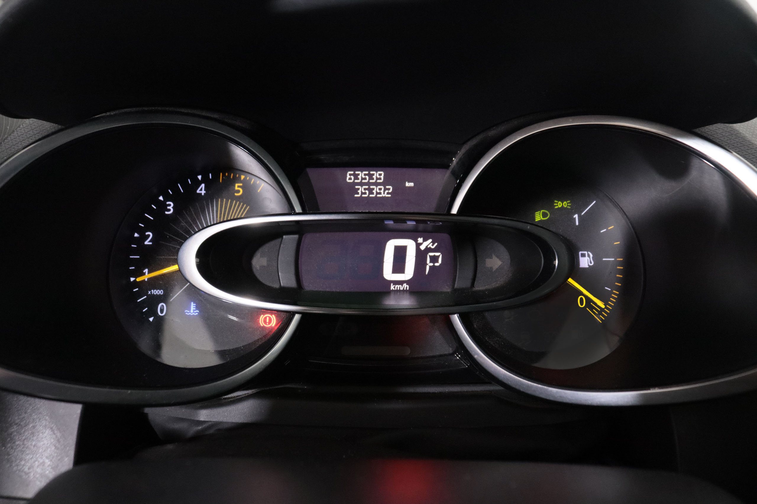 Renault Clio SPORT TOURER 1.5 DCI ICONIC AUTO 90CV 5P # CUERO, NAVY, PARKTRONIC foto 18