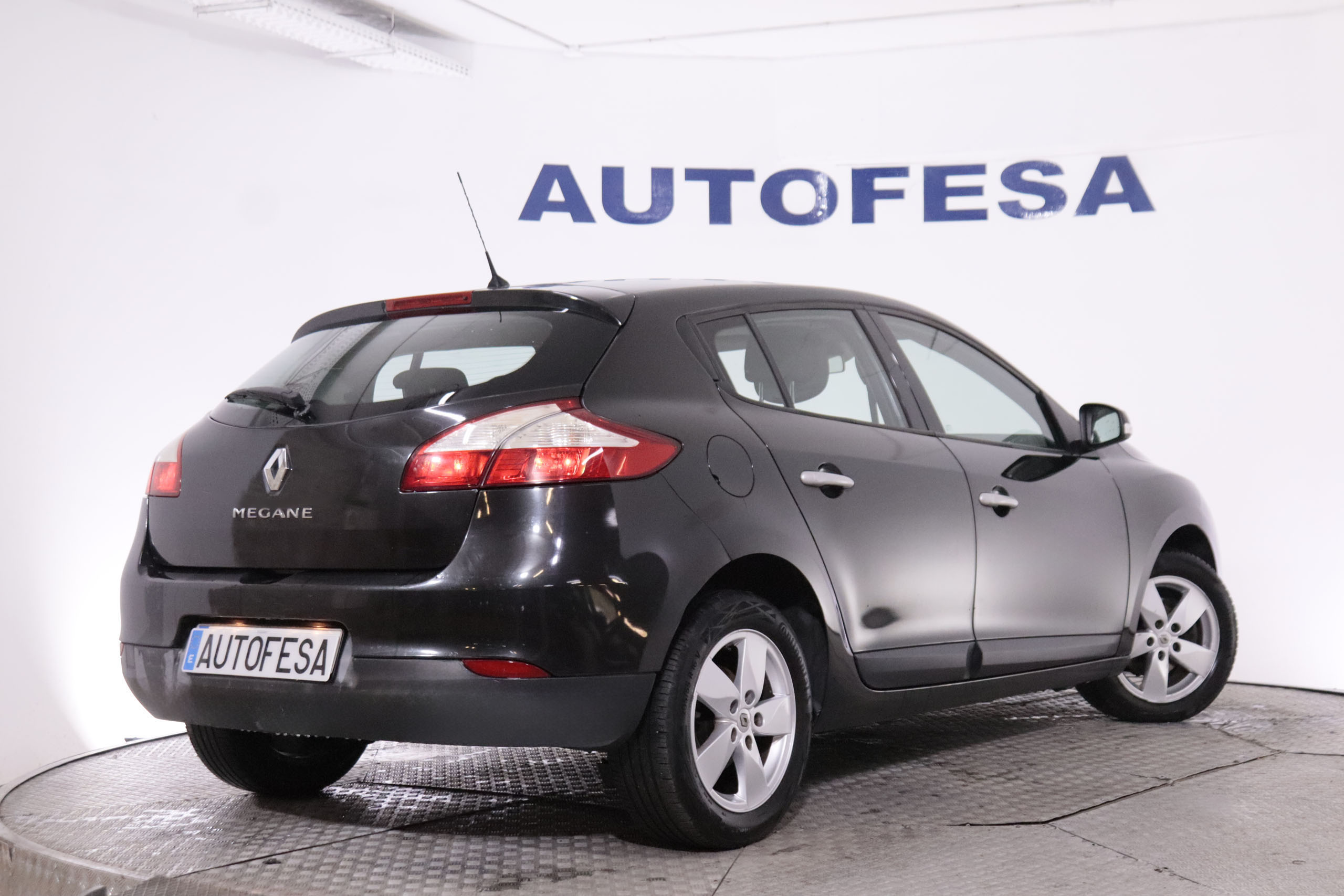 Renault Megane 1.6i AUTHENTIQUE 110CV 5P foto 9