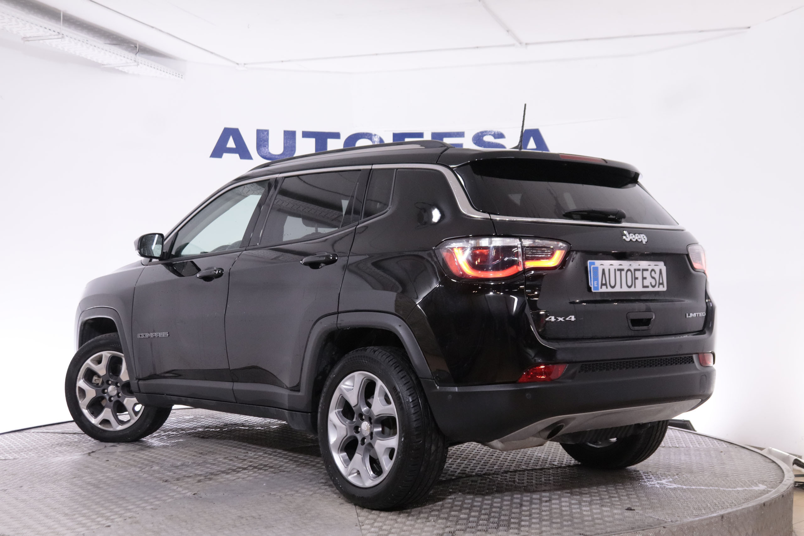 Jeep Compass 2.0 CRDI 4WD LIMITED AUTO 140CV 5P #NAVY, PARKTRONIC foto 7