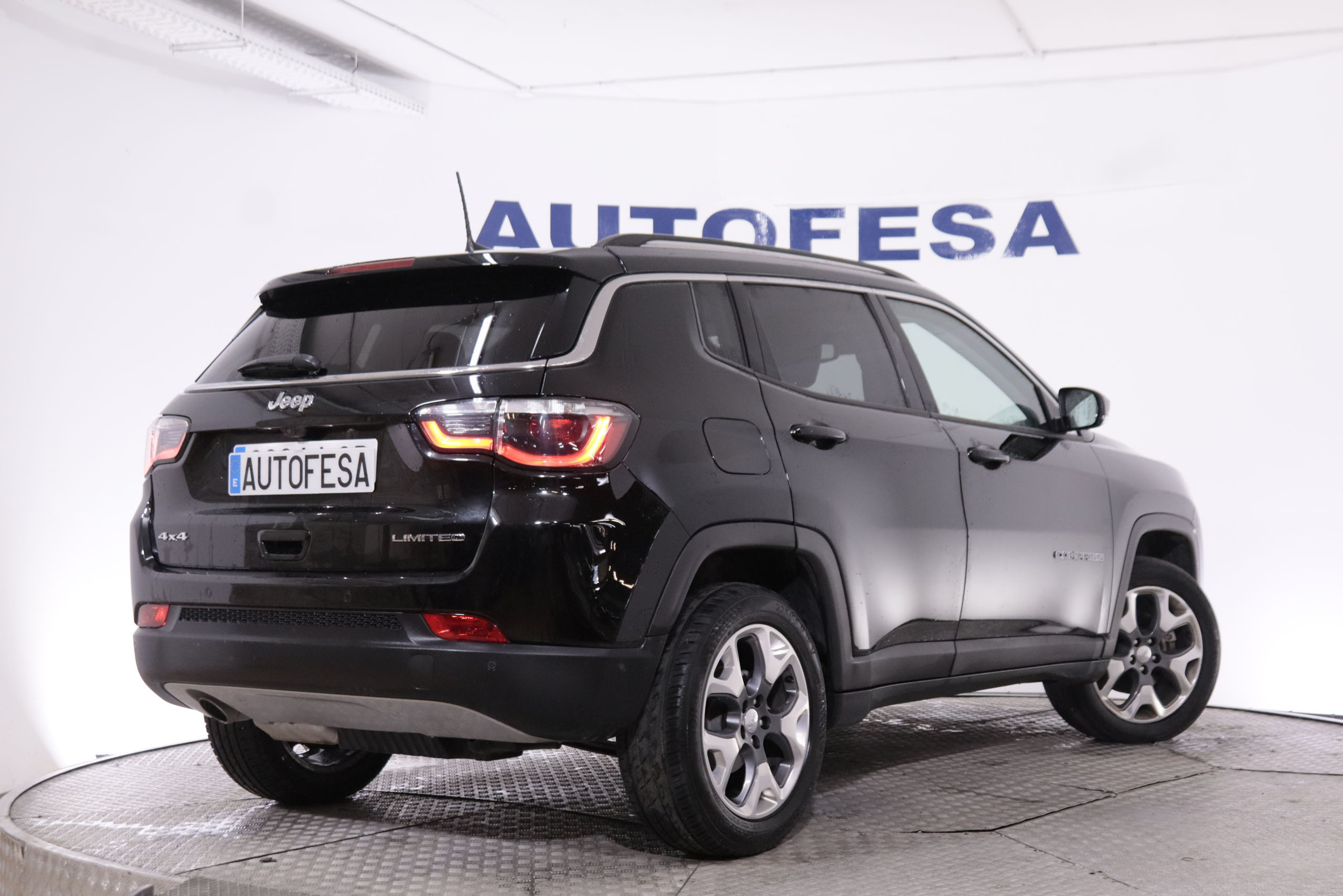Jeep Compass 2.0 CRDI 4WD LIMITED AUTO 140CV 5P #NAVY, PARKTRONIC foto 5