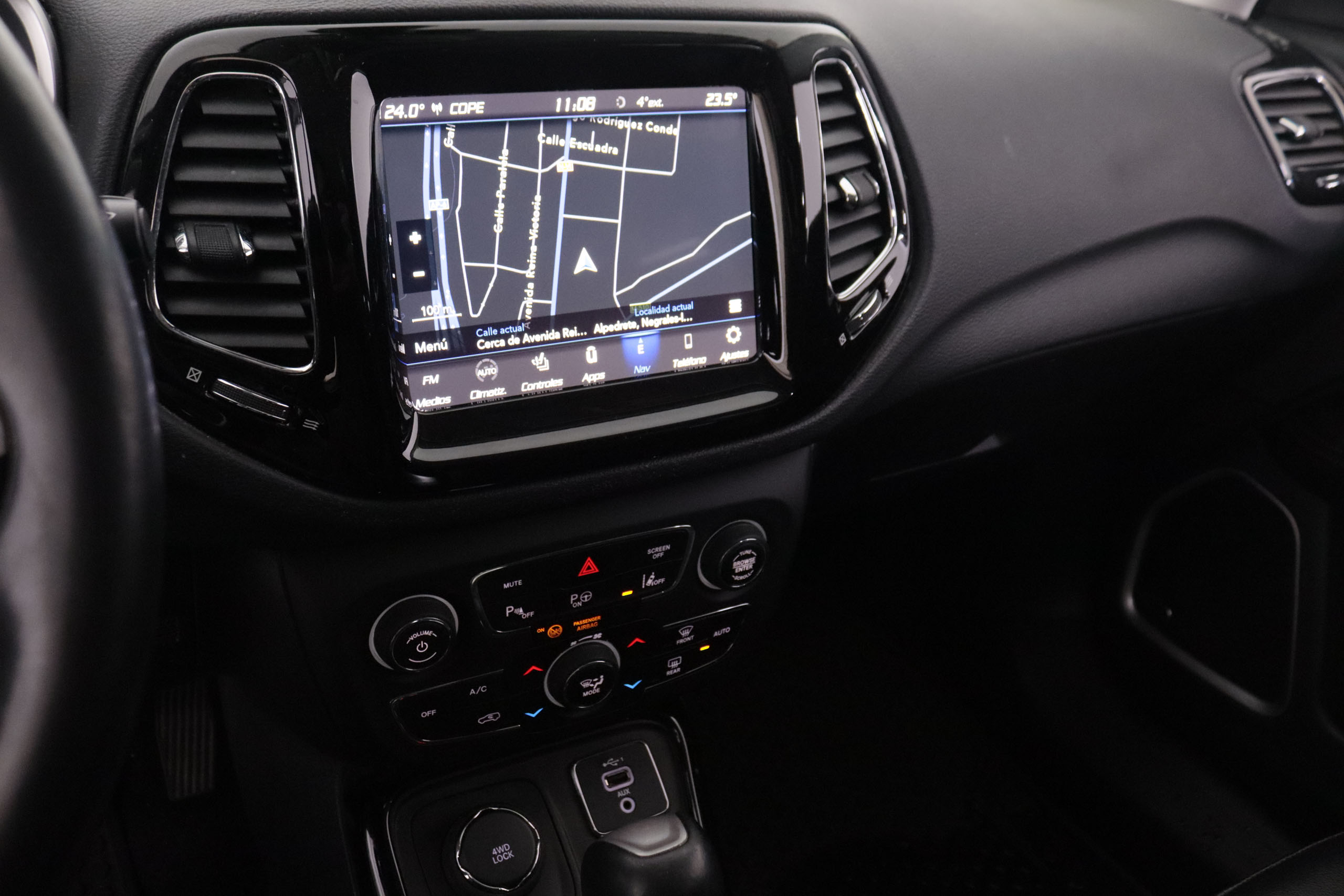 Jeep Compass 2.0 CRDI 4WD LIMITED AUTO 140CV 5P #NAVY, PARKTRONIC foto 18