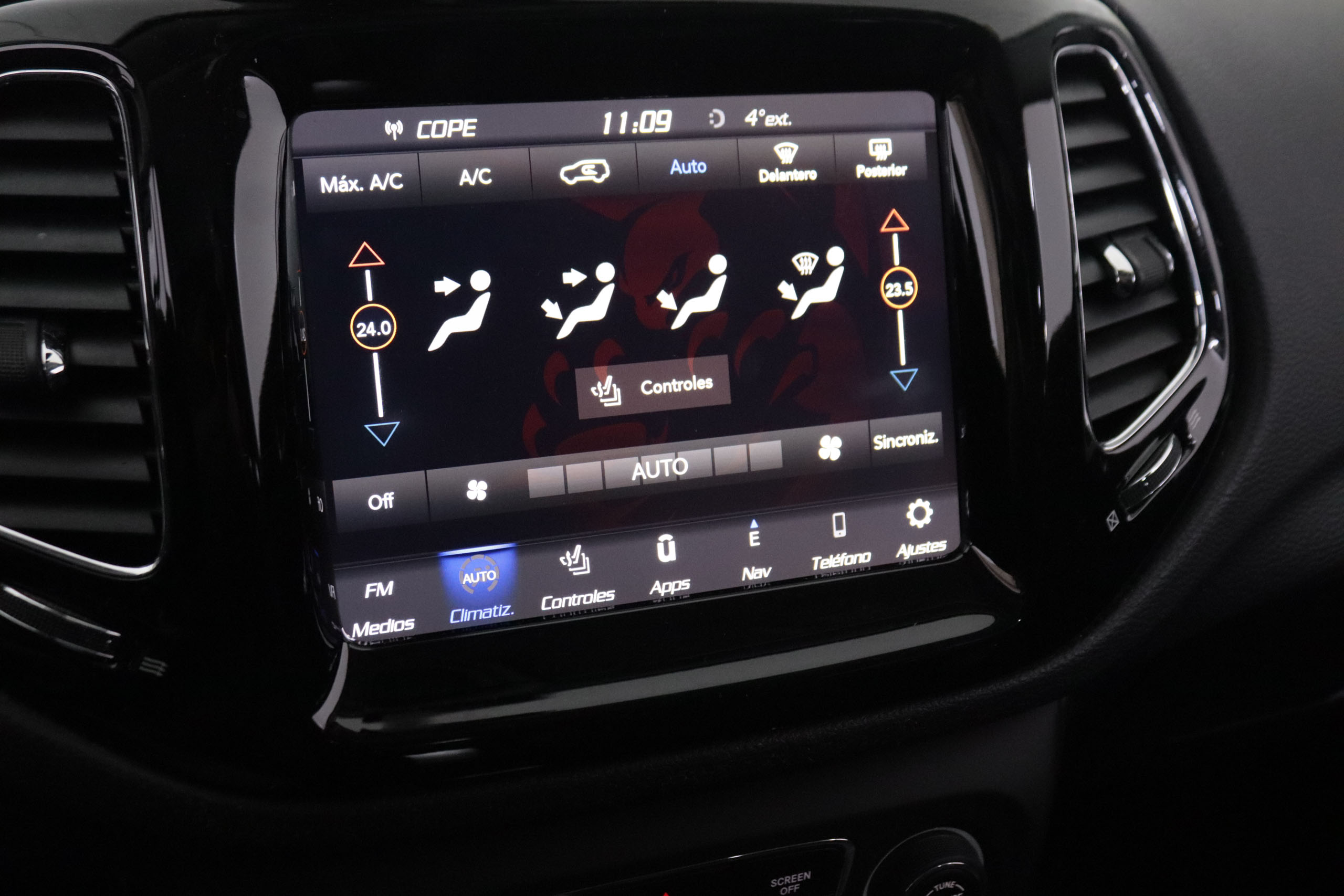 Jeep Compass 2.0 CRDI 4WD LIMITED AUTO 140CV 5P #NAVY, PARKTRONIC foto 23