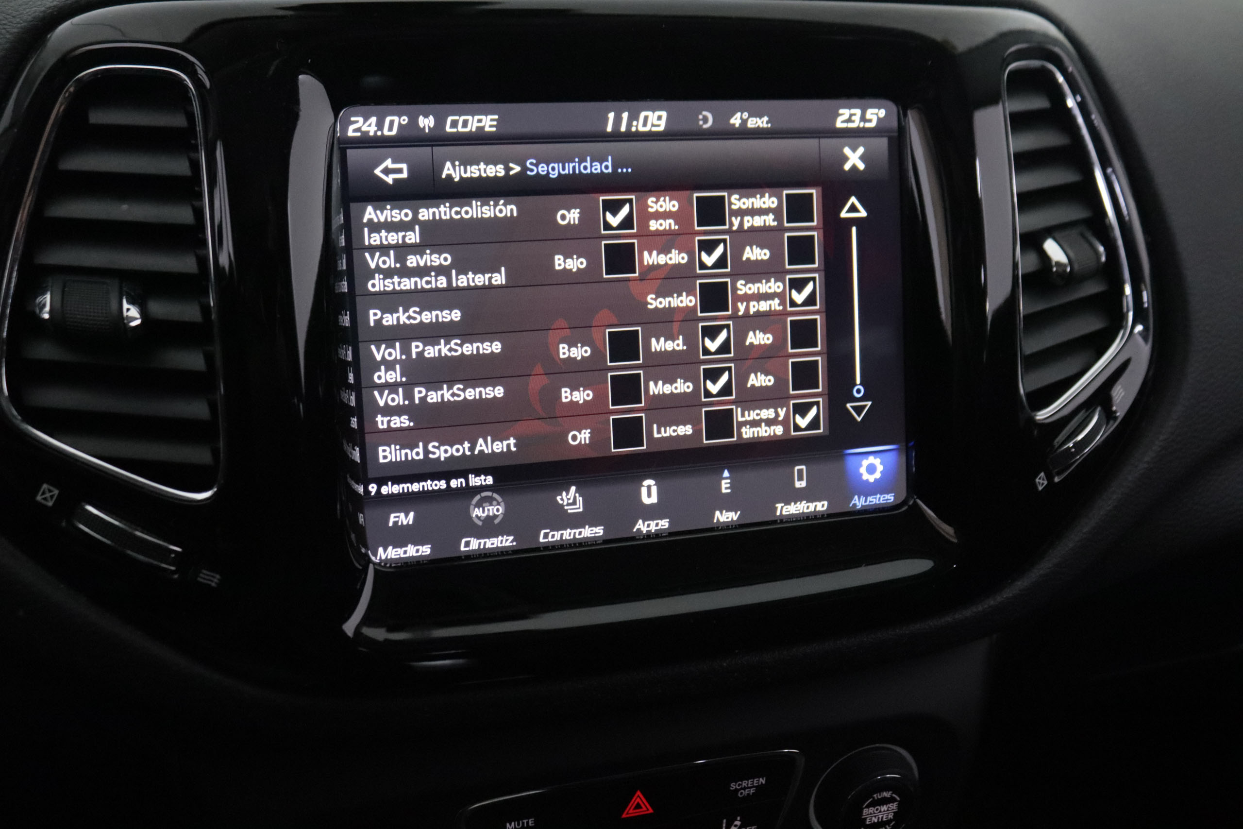 Jeep Compass 2.0 CRDI 4WD LIMITED AUTO 140CV 5P #NAVY, PARKTRONIC foto 21