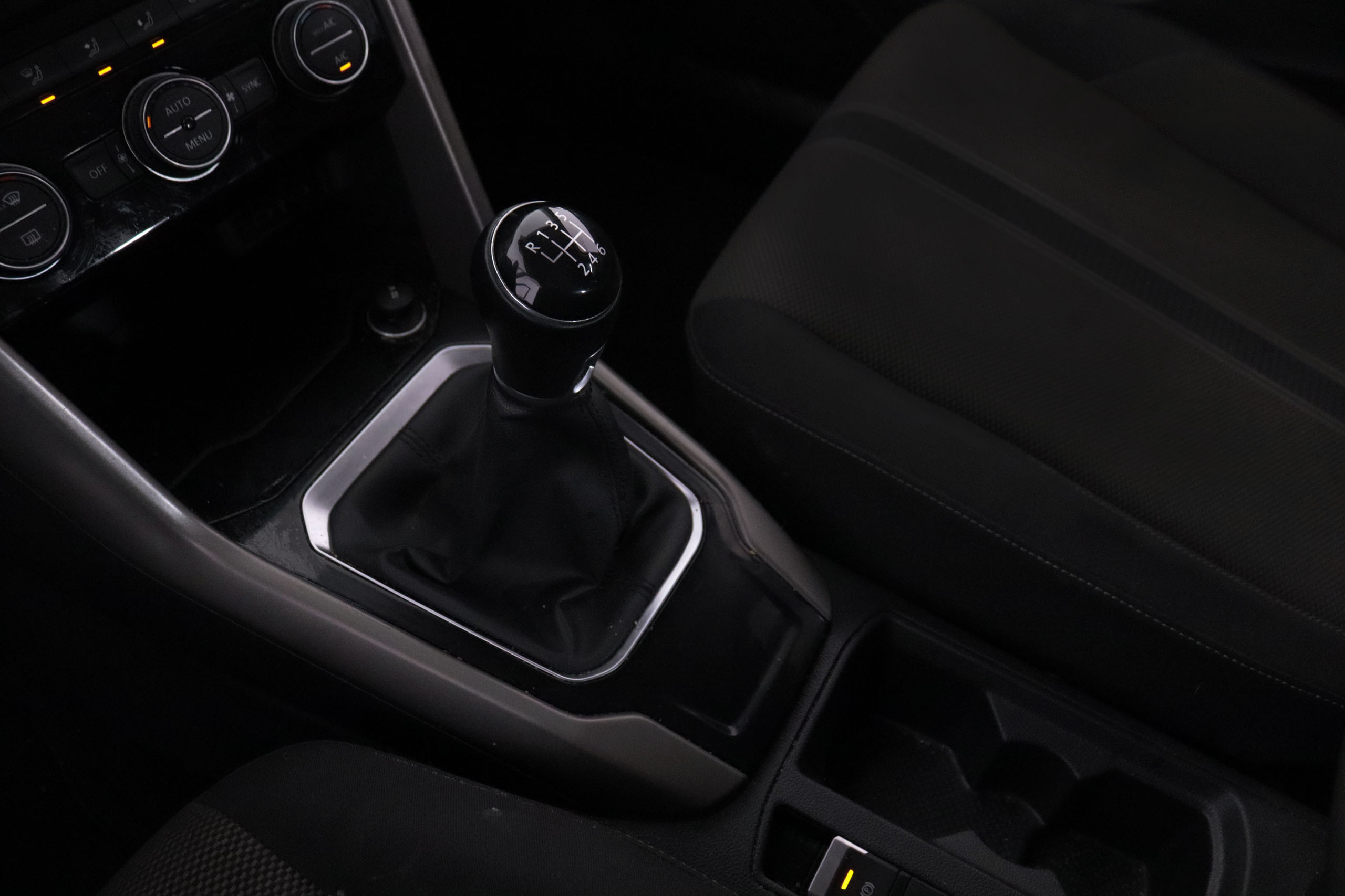 Volkswagen T-roc 1.0 TSI ADVANCE 110CV 5P # PARKTRONIC foto 19