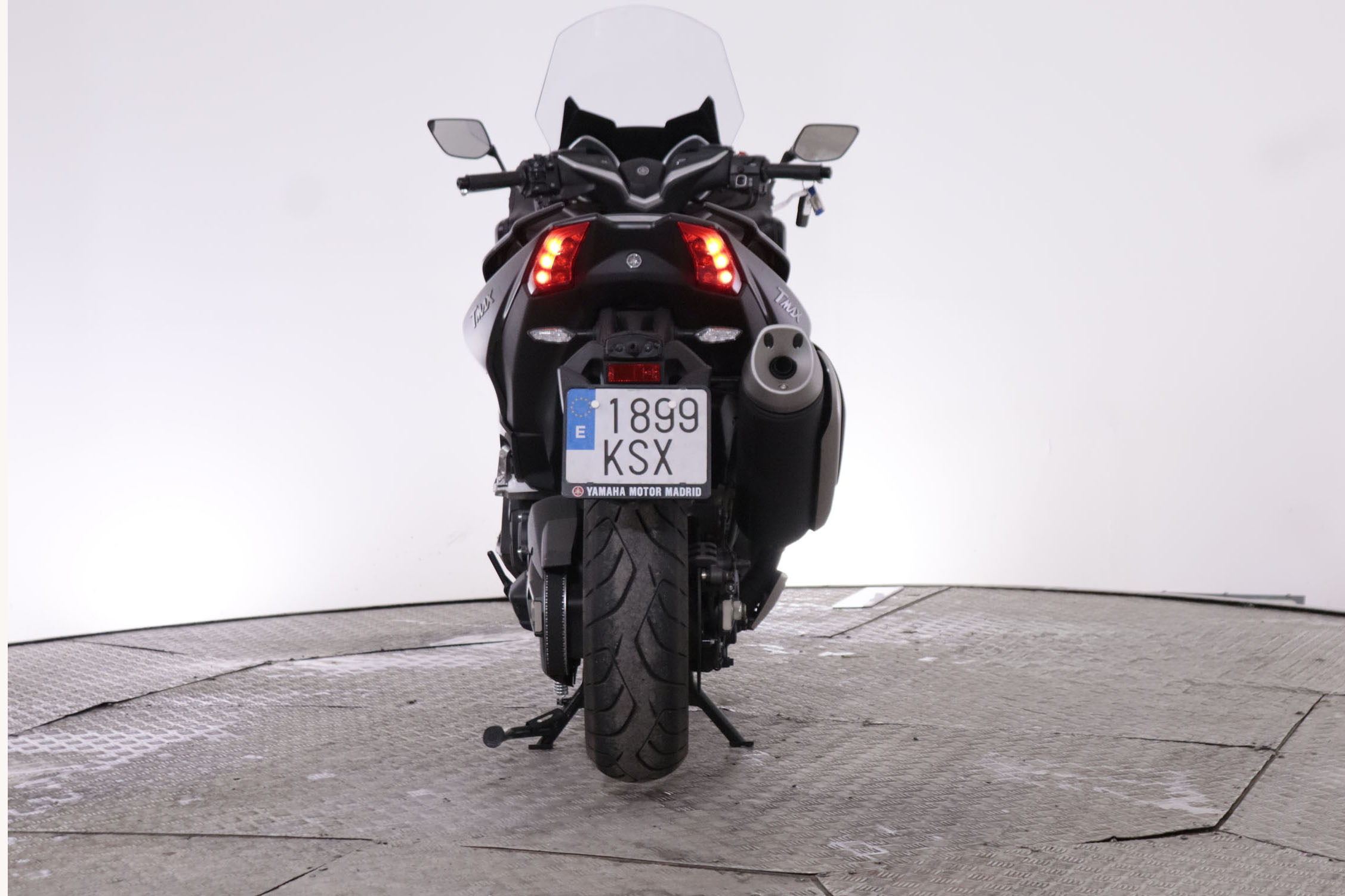 Yamaha Tmax 530 TMAX 530 DX ABS 46CV 2P # LUCES LED foto 7