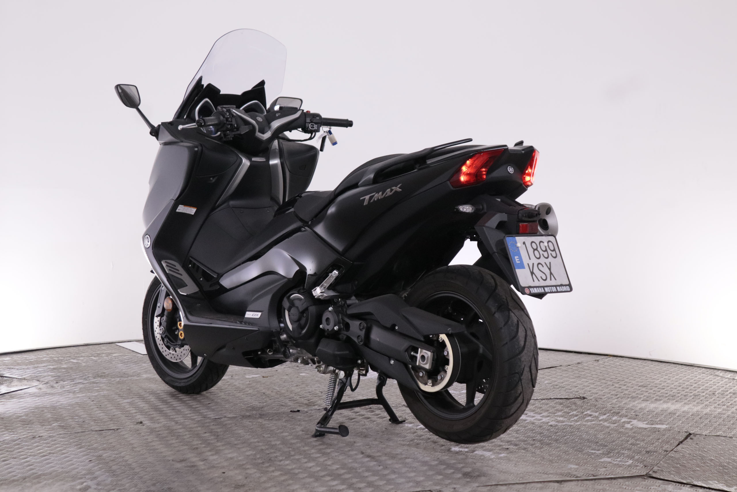 Yamaha Tmax 530 TMAX 530 DX ABS 46CV 2P # LUCES LED foto 6