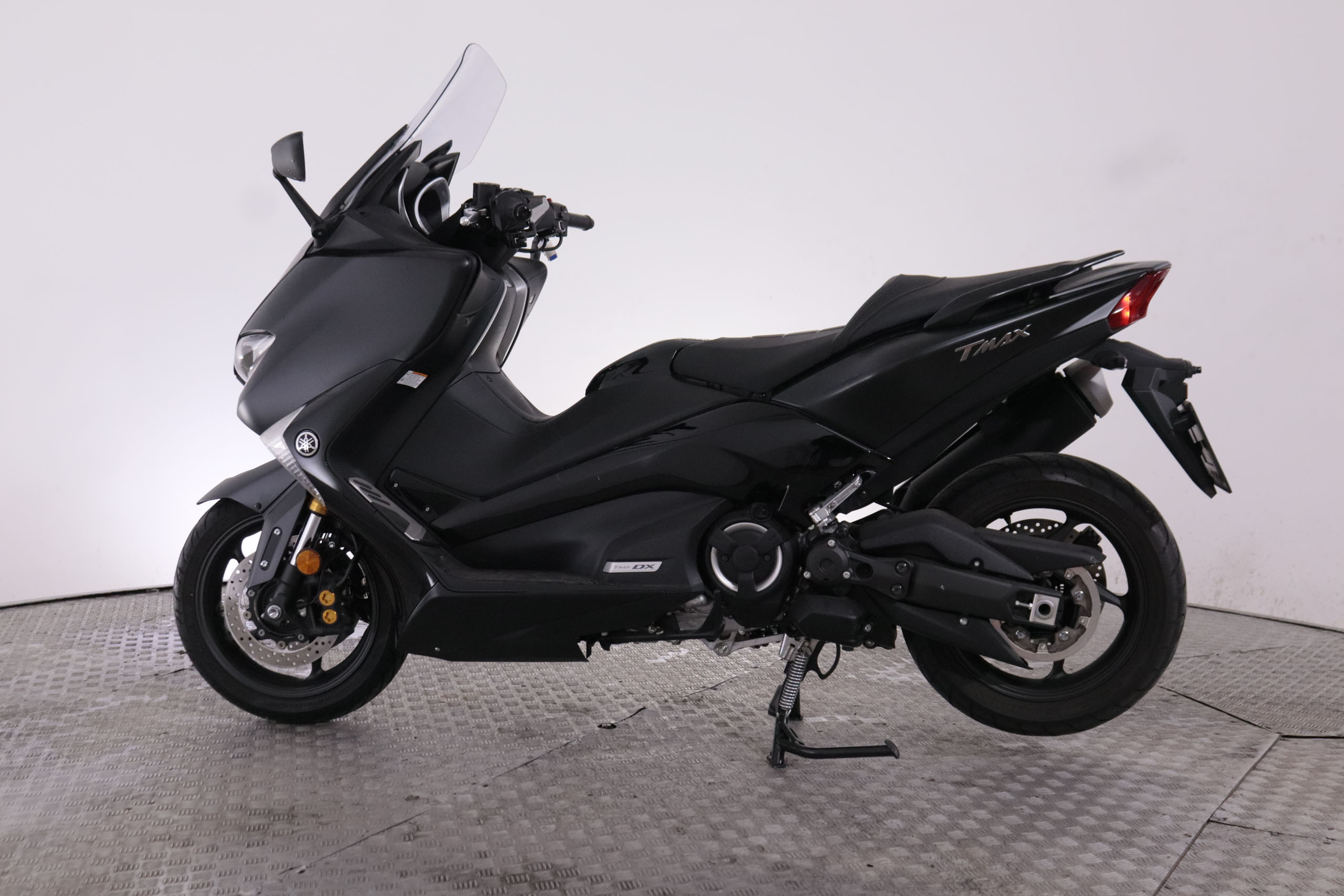 Yamaha Tmax 530 TMAX 530 DX ABS 46CV 2P # LUCES LED foto 10