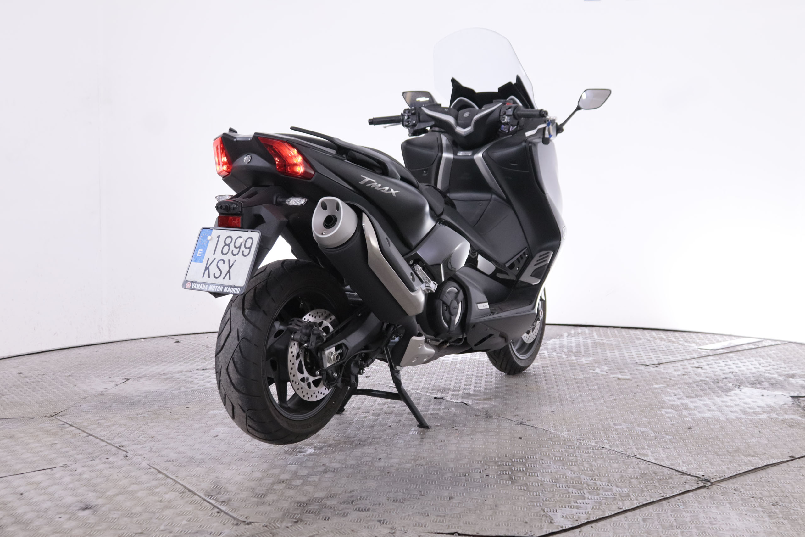 Yamaha Tmax 530 TMAX 530 DX ABS 46CV 2P # LUCES LED foto 9