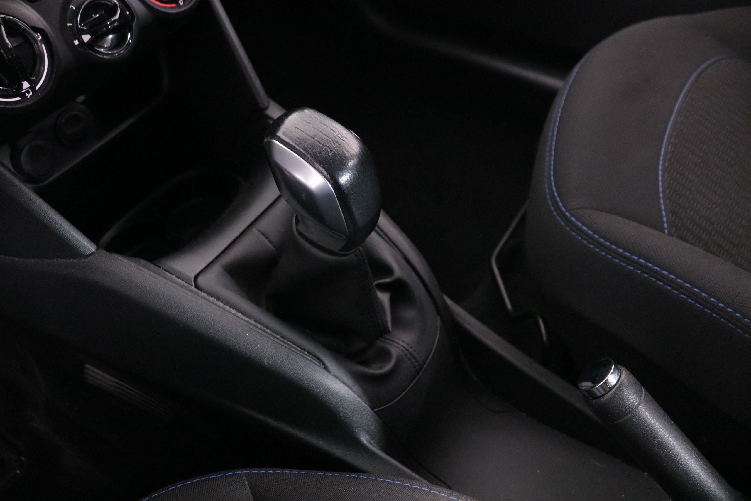 Peugeot 208 1.2 SIGNATURE 82CV 5P # IVA DEDUCIBLE, NAVY, PARKTRONIC foto 19