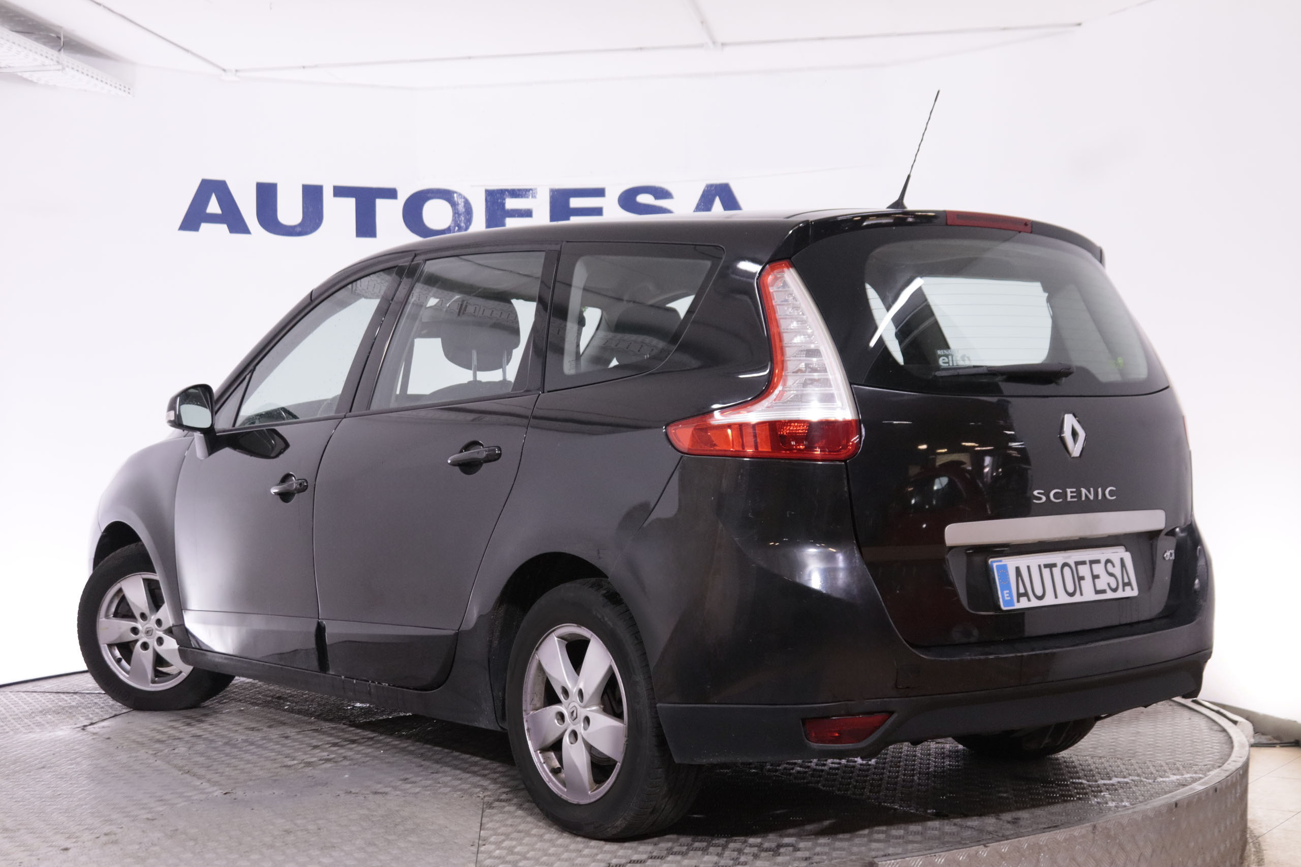 Renault Grand Scenic GRAND SCENIC 1.5 DCI 105CV 7 PLAZAS 5P foto 5