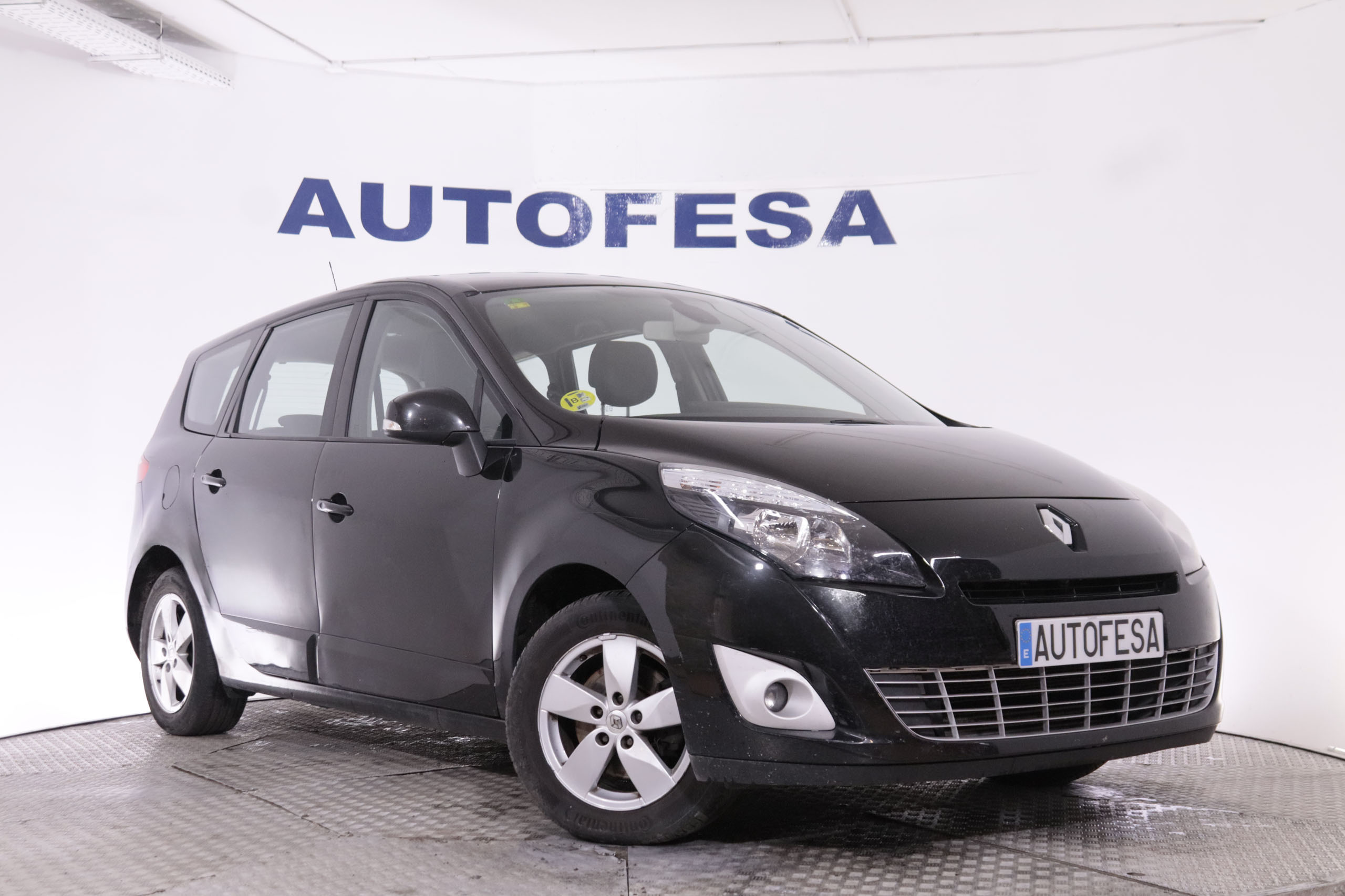 Renault Grand Scenic GRAND SCENIC 1.5 DCI 105CV 7 PLAZAS 5P foto 3