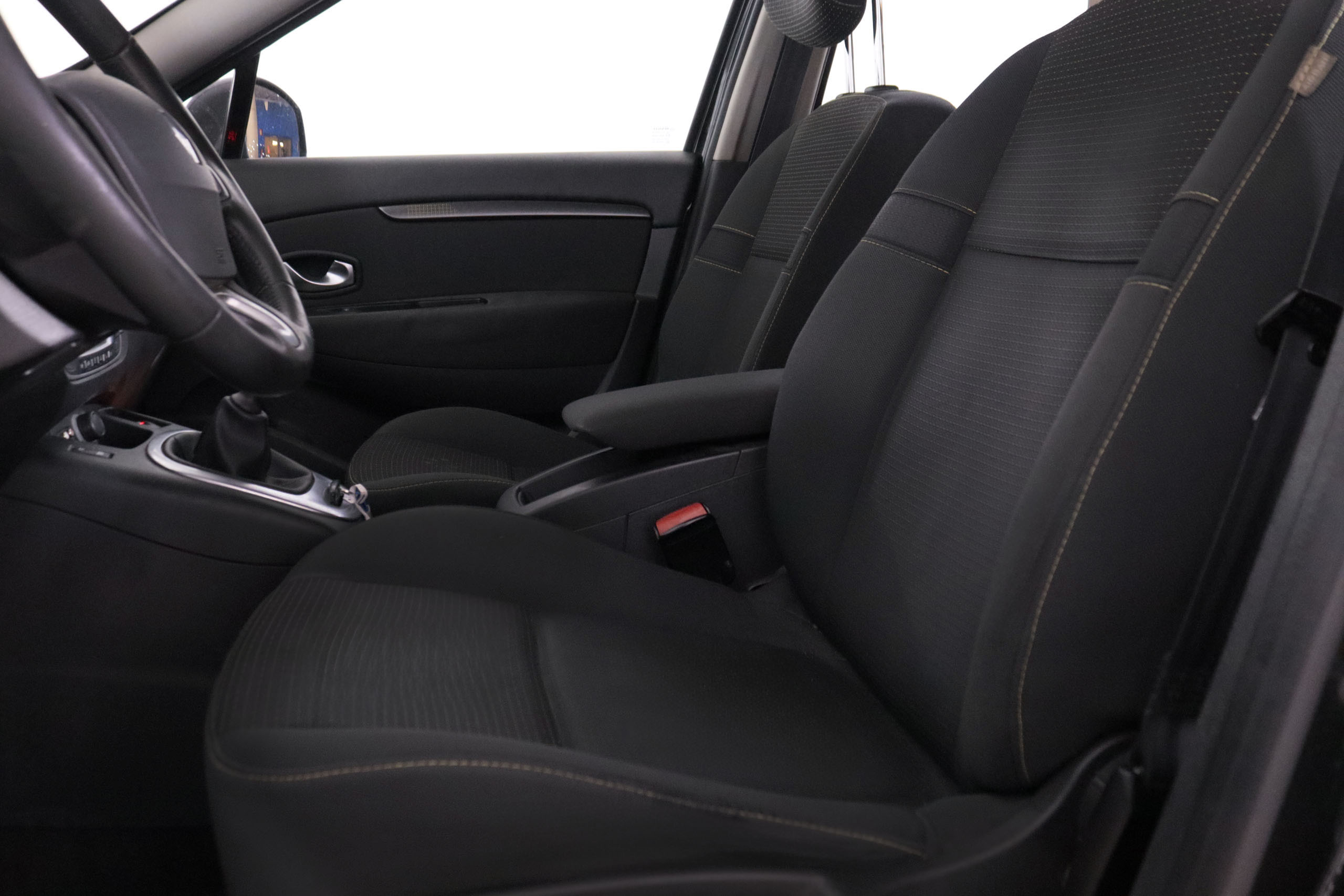 Renault Grand Scenic GRAND SCENIC 1.5 DCI 105CV 7 PLAZAS 5P foto 22