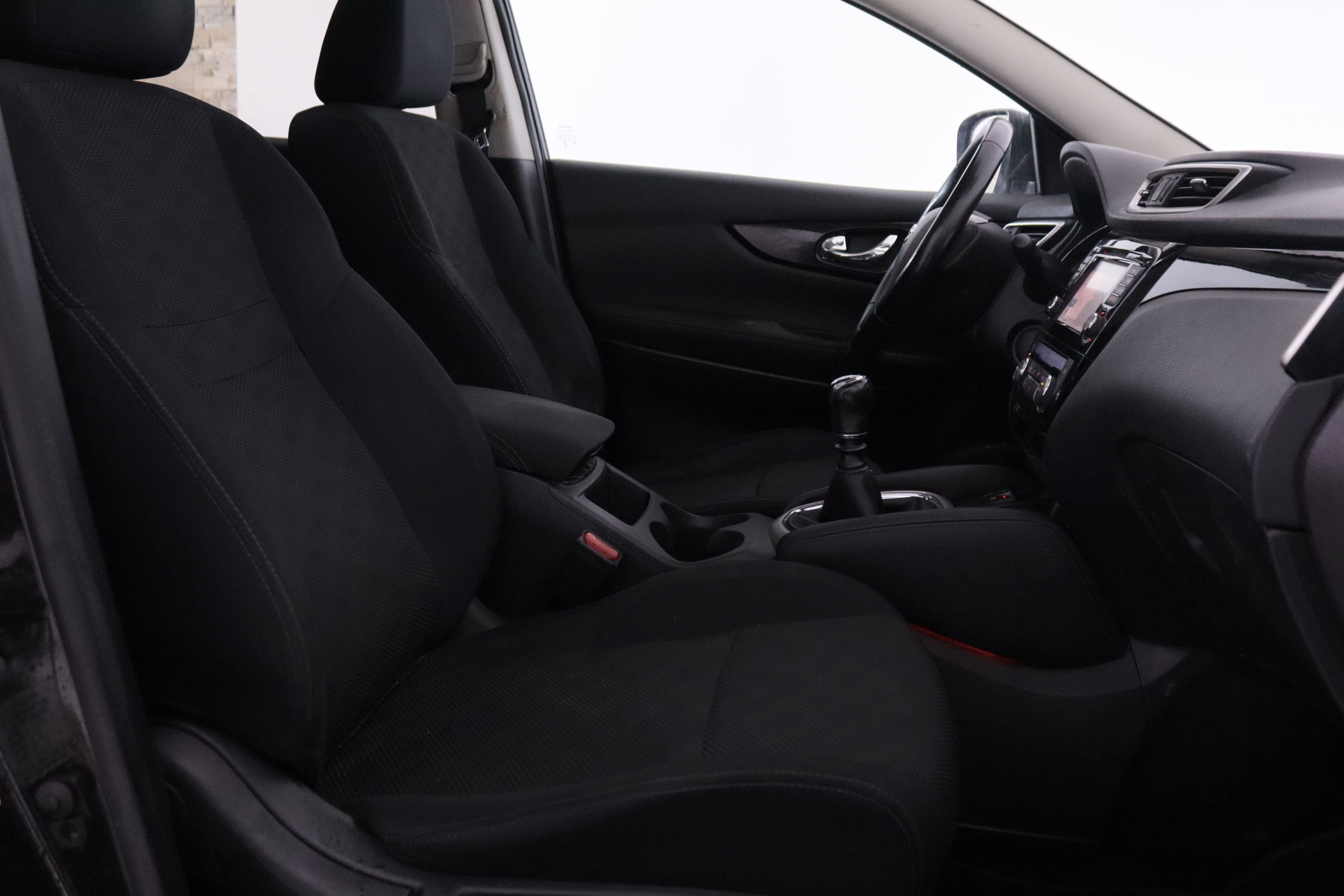 Nissan Qashqai 1.6 DCI N-CONNECTA 130CV 5P #TECHO PANORAMICO, NAVY, PARKTRONIC foto 24