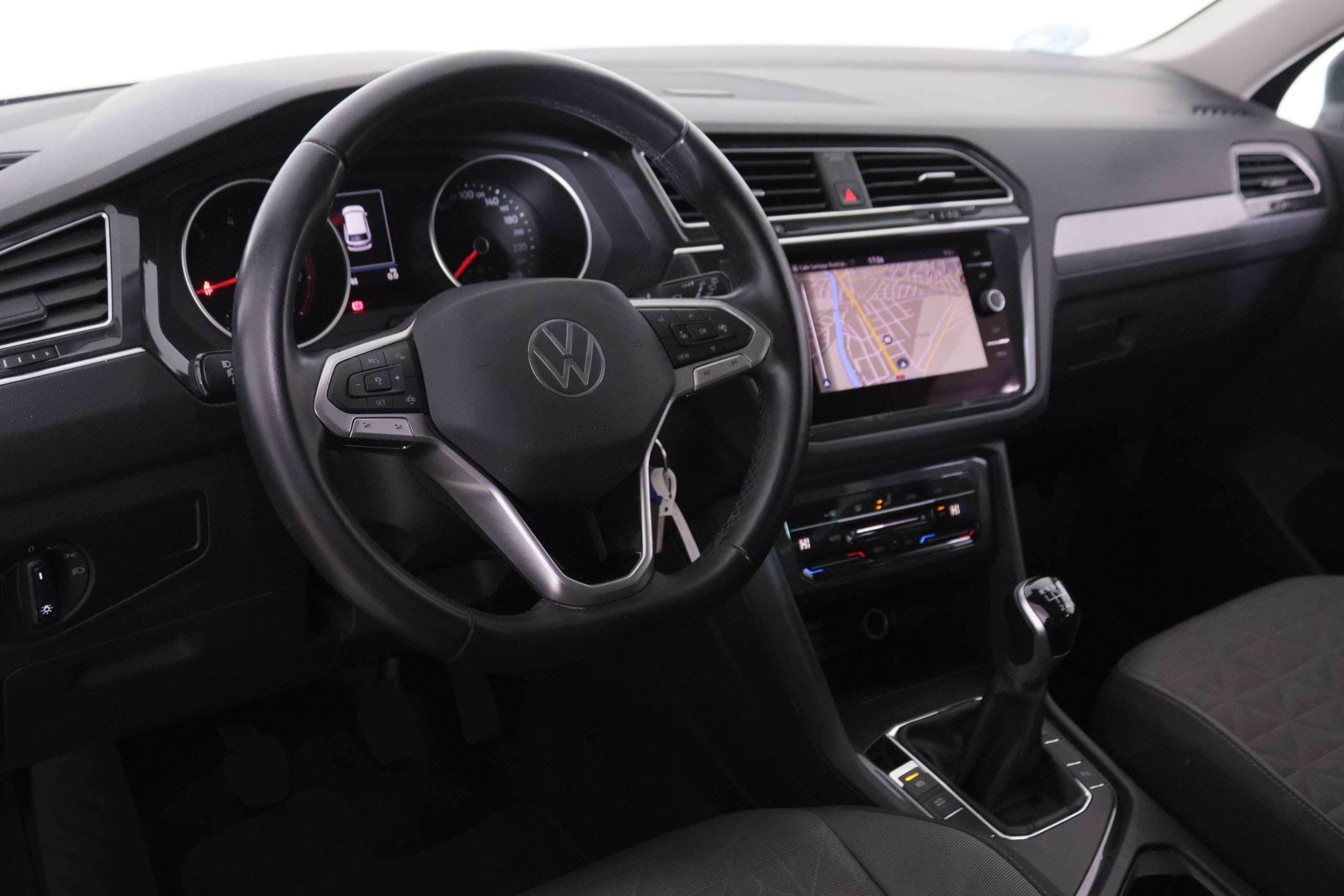 Volkswagen Tiguan 1.5 TSI LIFE 150CV 5P # IVA DEDUCIBLE, NAVY, PARKTRONIC foto 13