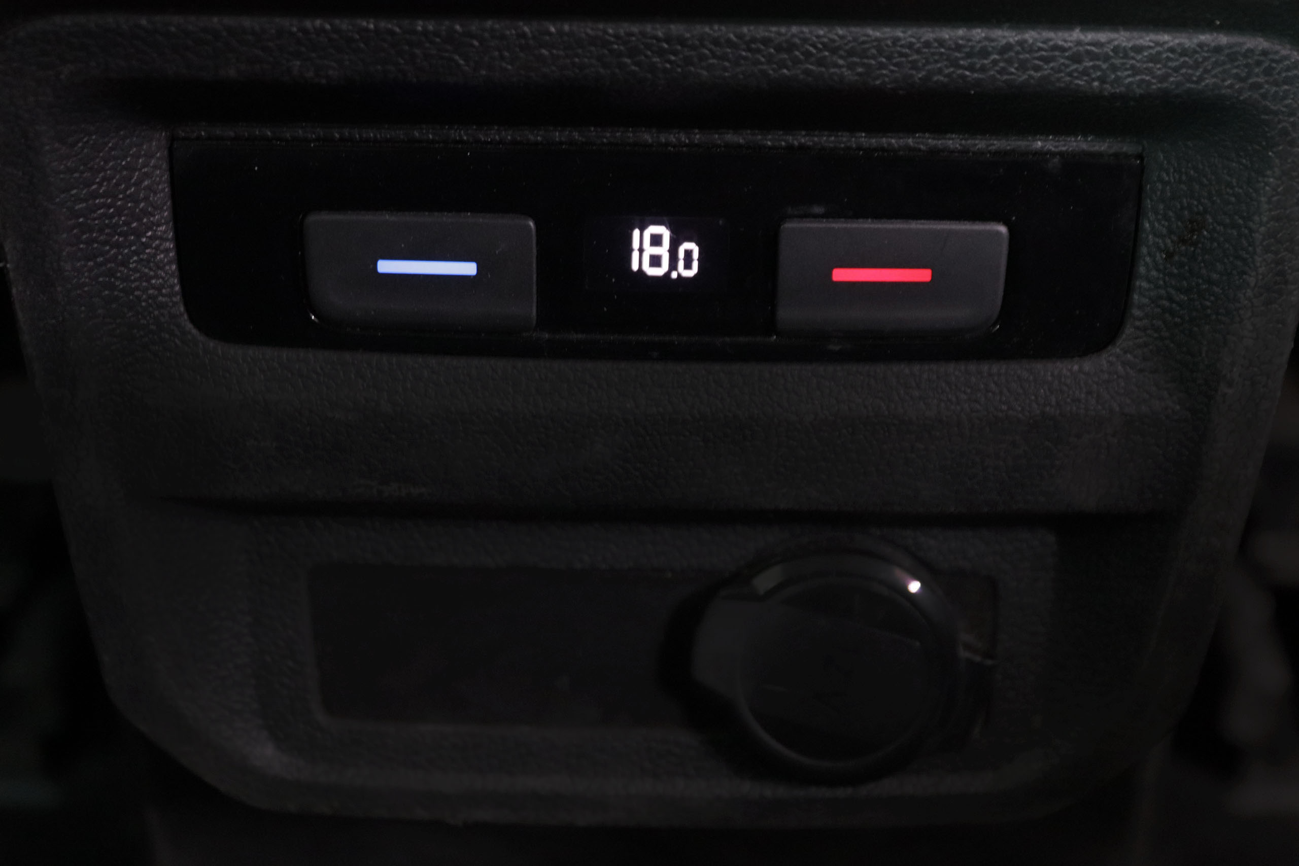 Volkswagen Tiguan 1.5 TSI LIFE 150CV 5P # IVA DEDUCIBLE, NAVY, PARKTRONIC foto 19