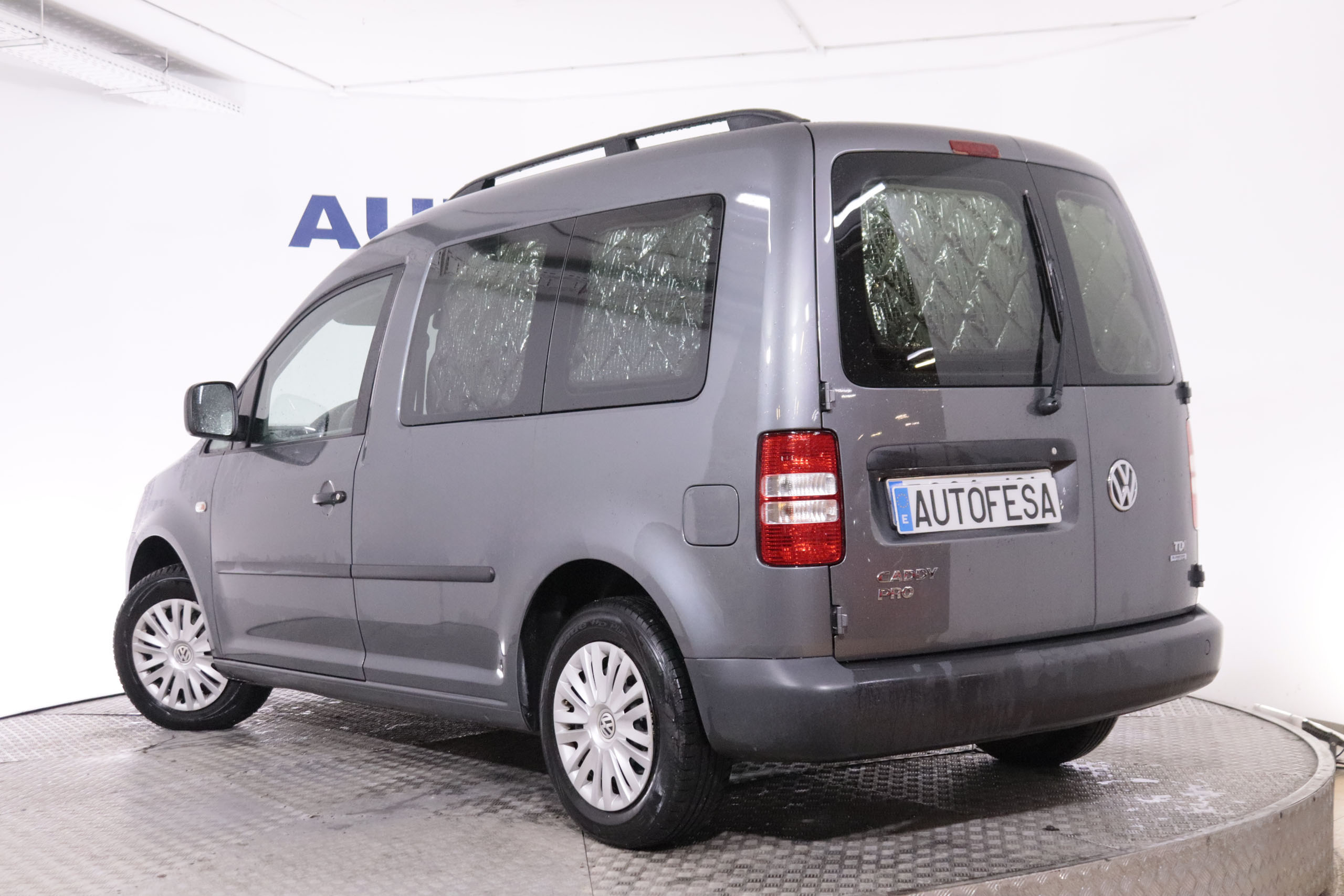 Volkswagen Caddy 1.6 TDI CONFORT LINE EDITION 102CV 5P # IVA DEDUCIBLE foto 5