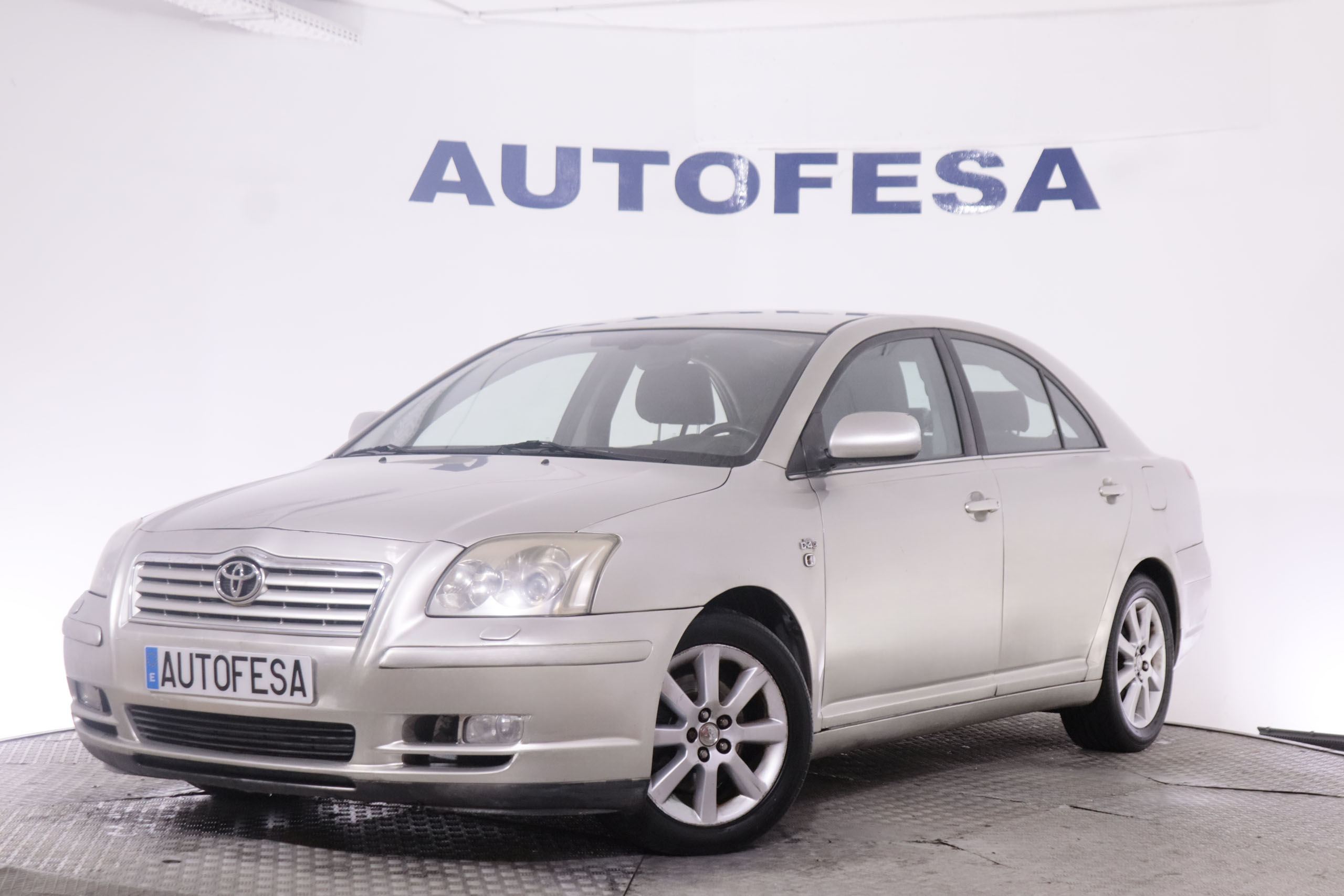Toyota Avensis 2.0  D-4D 115CV 5P #CUERO foto 1