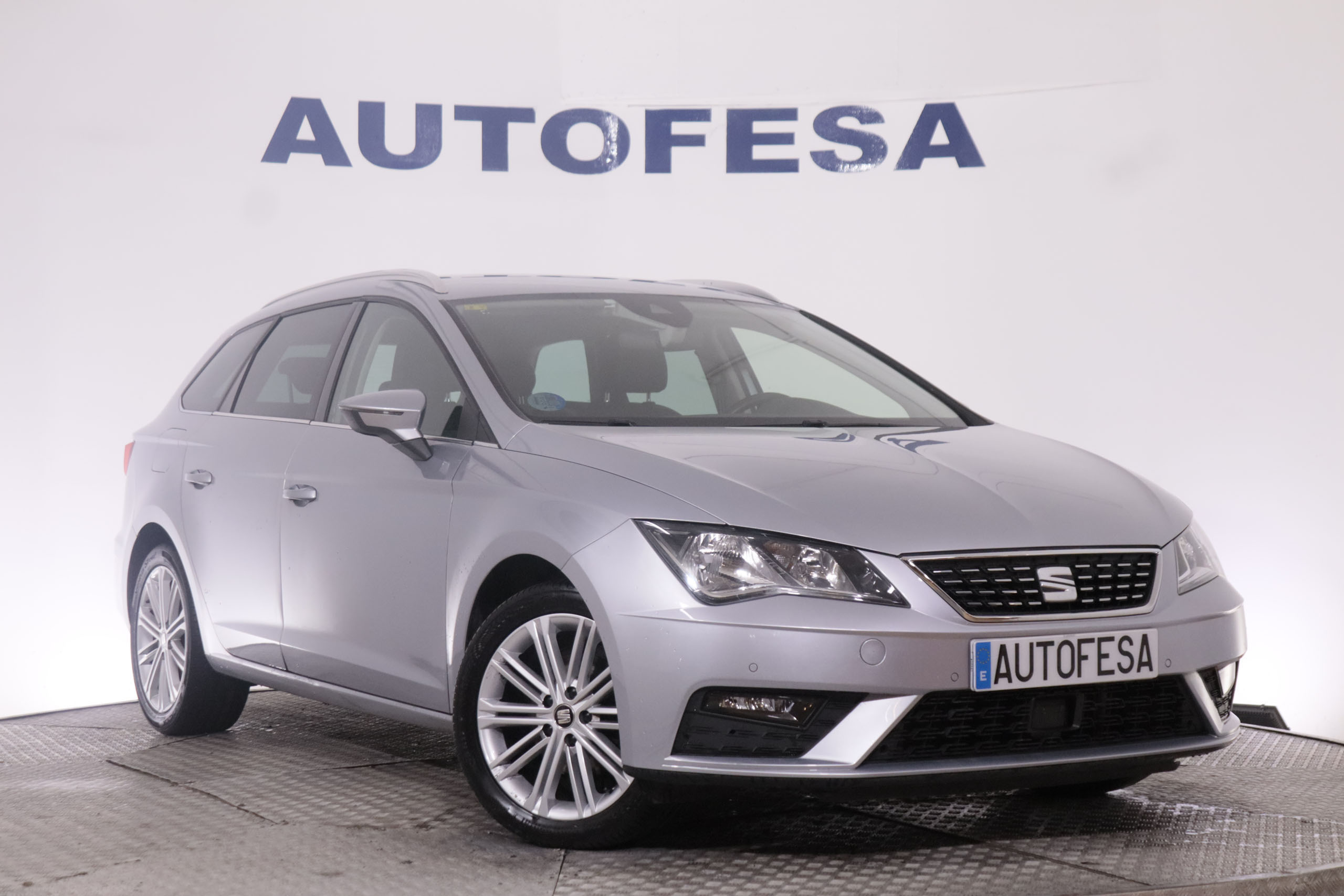 Seat Leon 1.5 TGI DSG ST XCELLENCE AUTO 130CV 5P # IVA DEDUCIBLE, PARKTRONIC foto 3