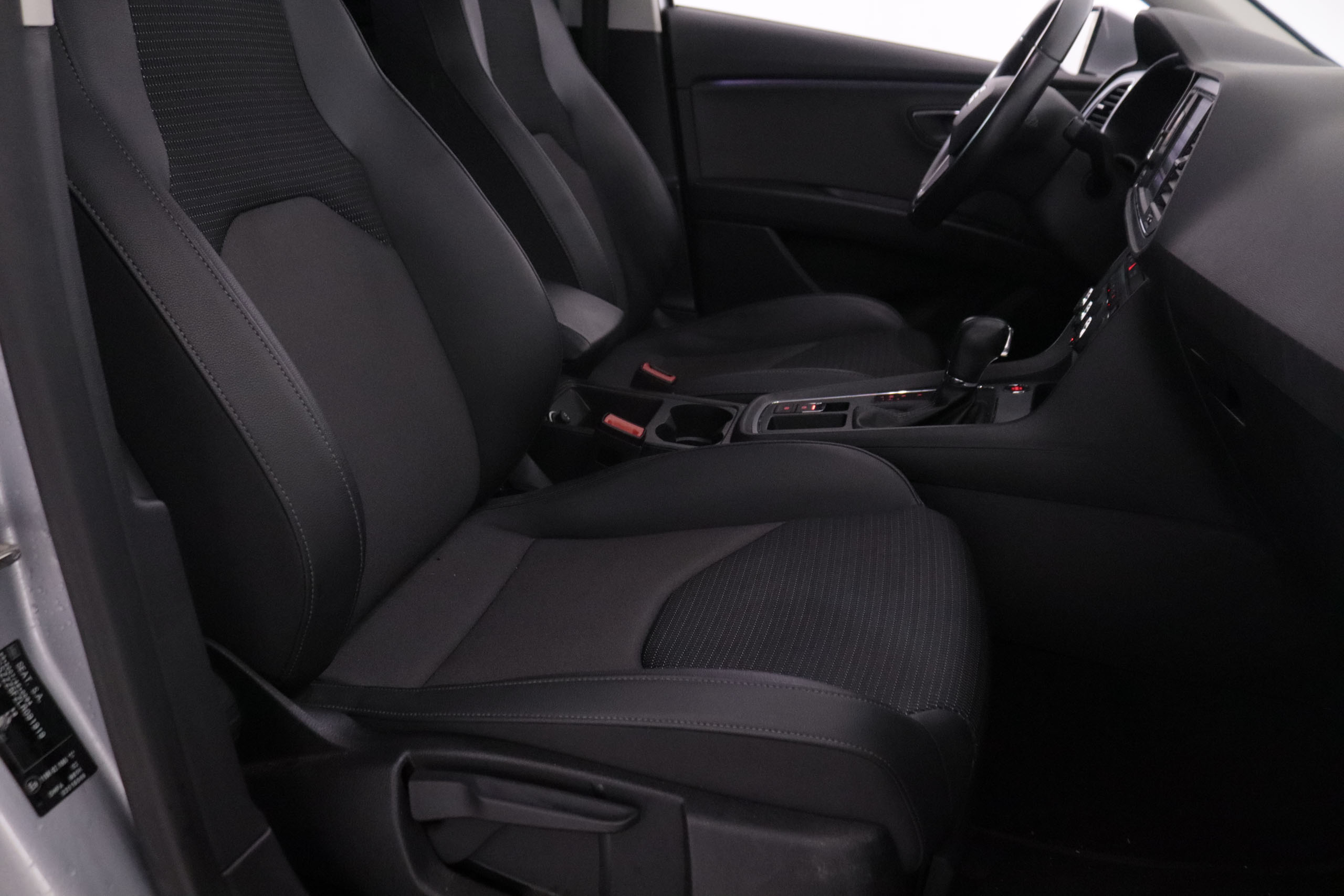 Seat Leon 1.5 TGI DSG ST XCELLENCE AUTO 130CV 5P # IVA DEDUCIBLE, PARKTRONIC foto 24