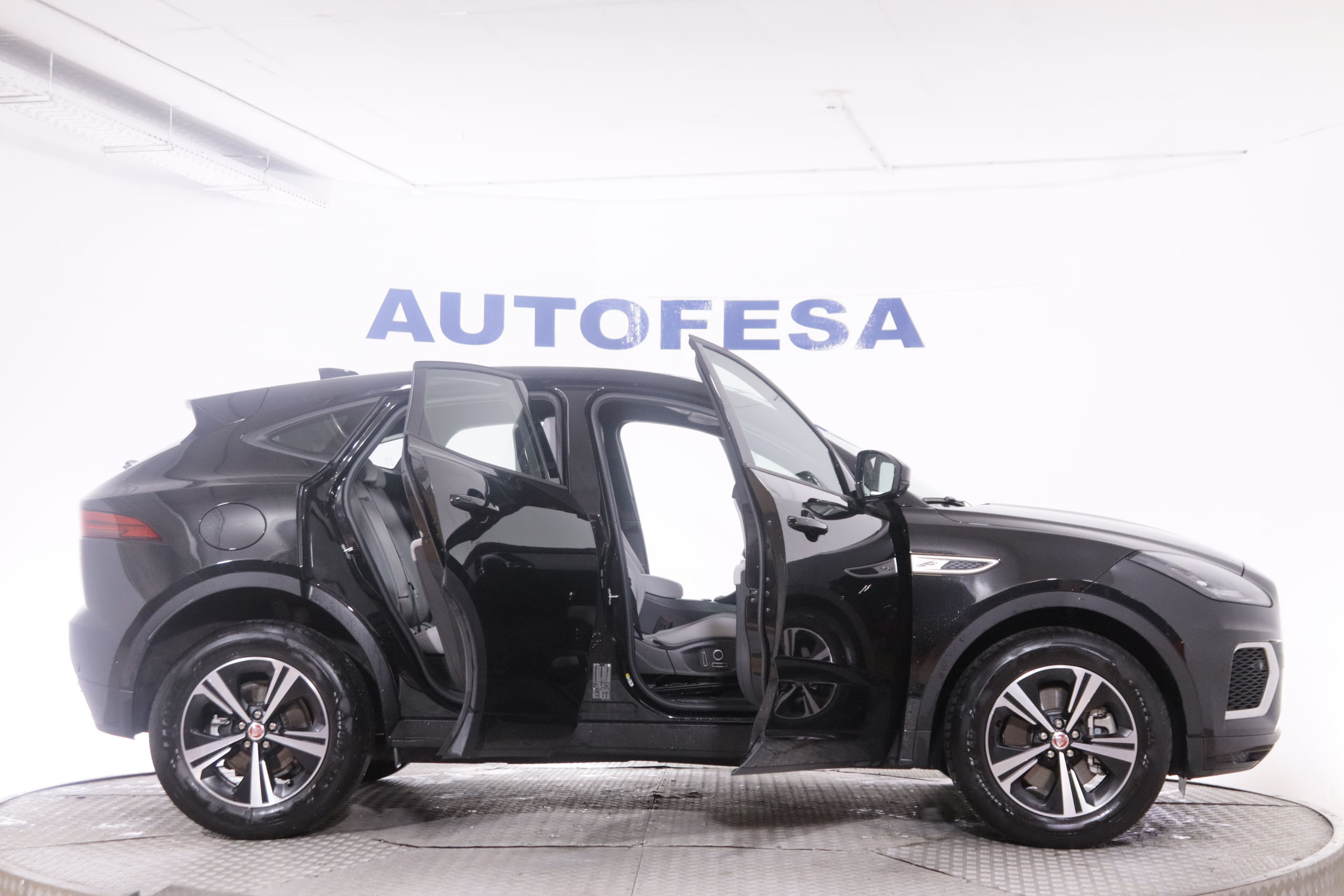 Jaguar E-pace 2.0D MEHV R-DYNAMIC 4WD AUTO 204CV 5P #IVA DEDUCIBLE, CUERO, NAVY, PARKTRONIC foto 10