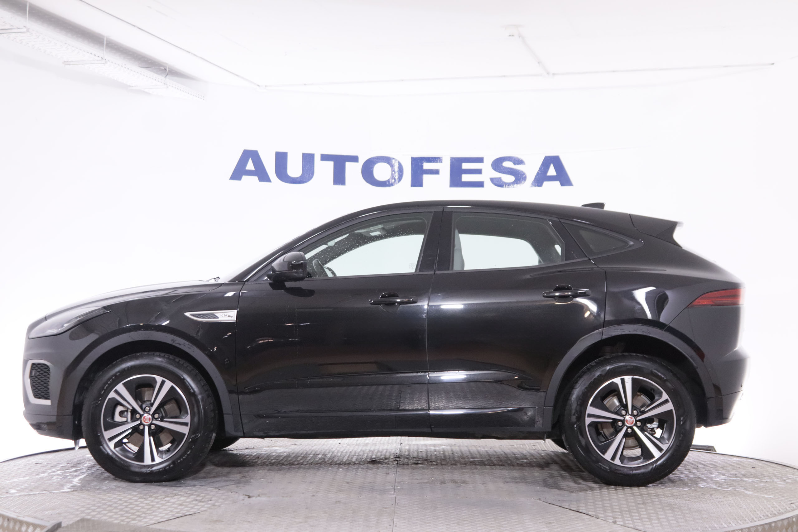 Jaguar E-pace 2.0D MEHV R-DYNAMIC 4WD AUTO 204CV 5P #IVA DEDUCIBLE, CUERO, NAVY, PARKTRONIC foto 13