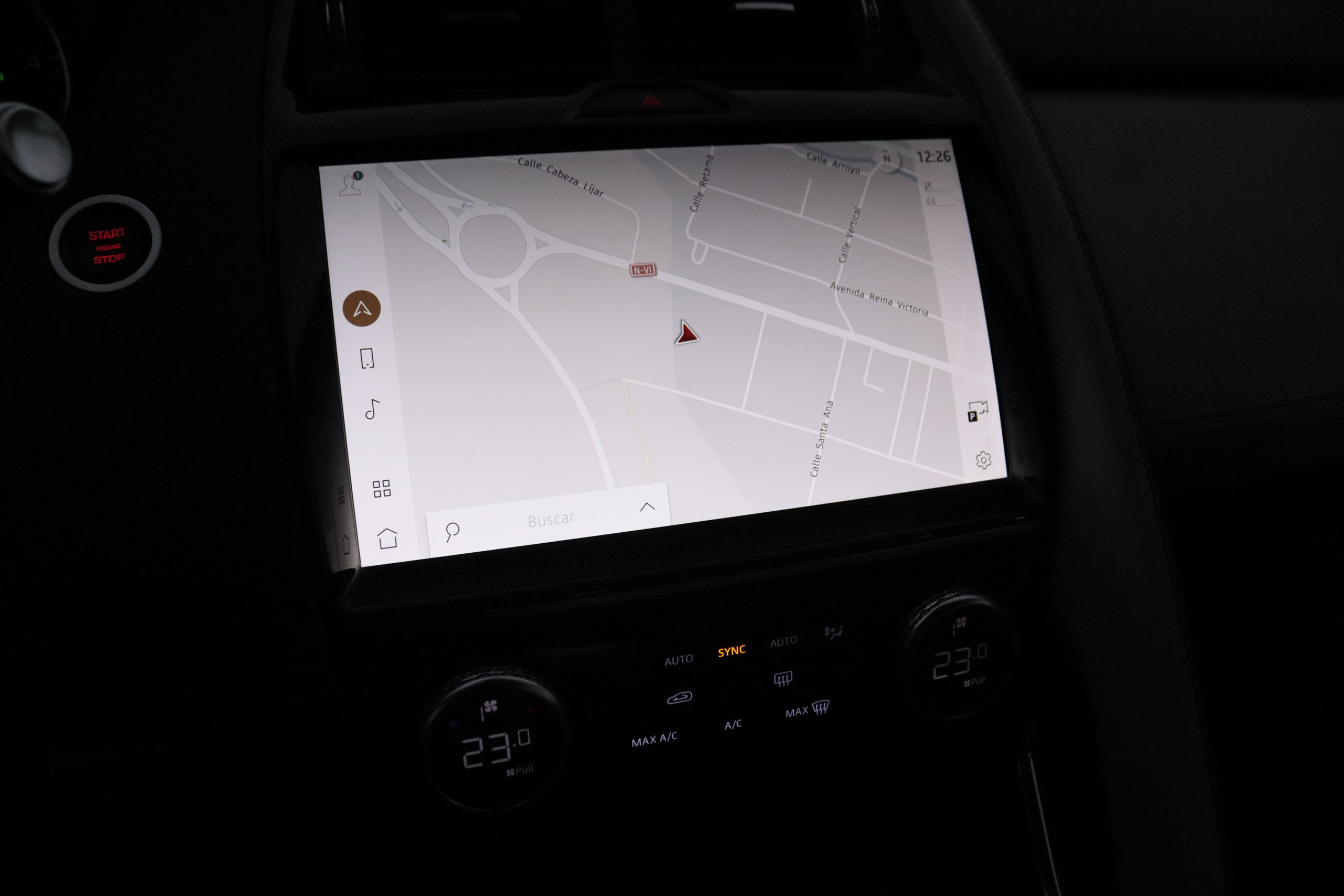 Jaguar E-pace 2.0D MEHV R-DYNAMIC 4WD AUTO 204CV 5P #IVA DEDUCIBLE, CUERO, NAVY, PARKTRONIC foto 19