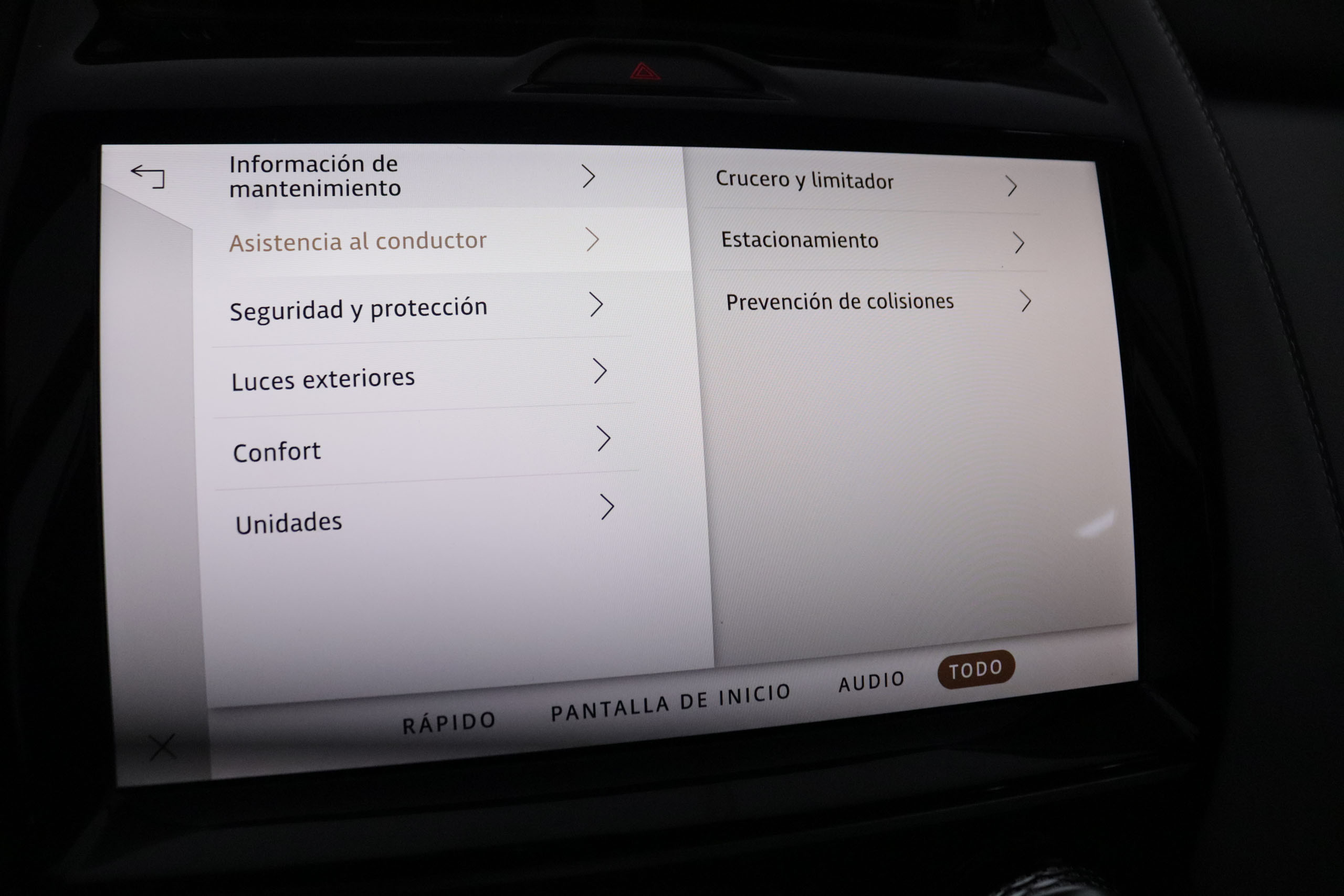 Jaguar E-pace 2.0D MEHV R-DYNAMIC 4WD AUTO 204CV 5P #IVA DEDUCIBLE, CUERO, NAVY, PARKTRONIC foto 20