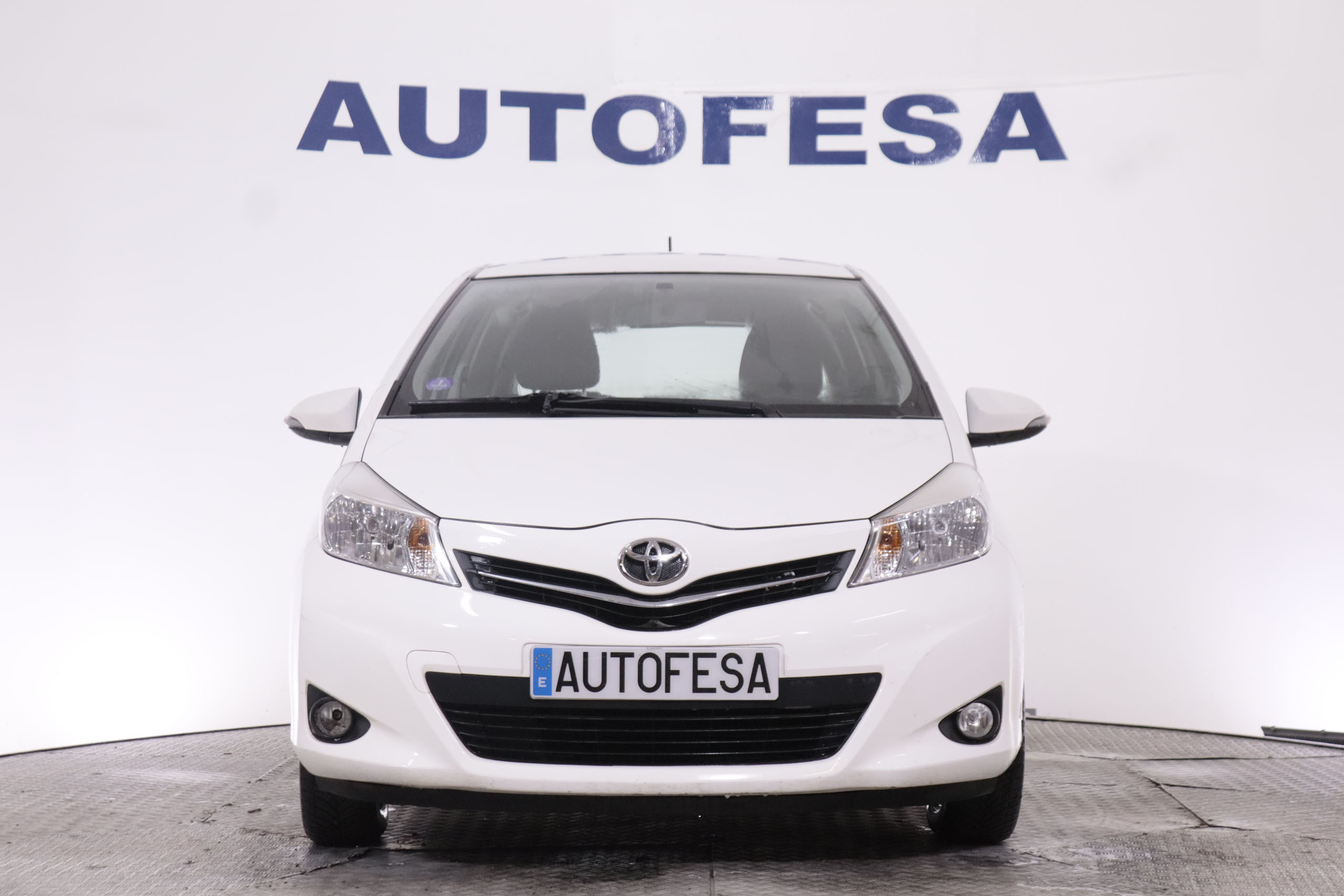 Toyota Yaris 1.0 VVTI 69CV 3P foto 2