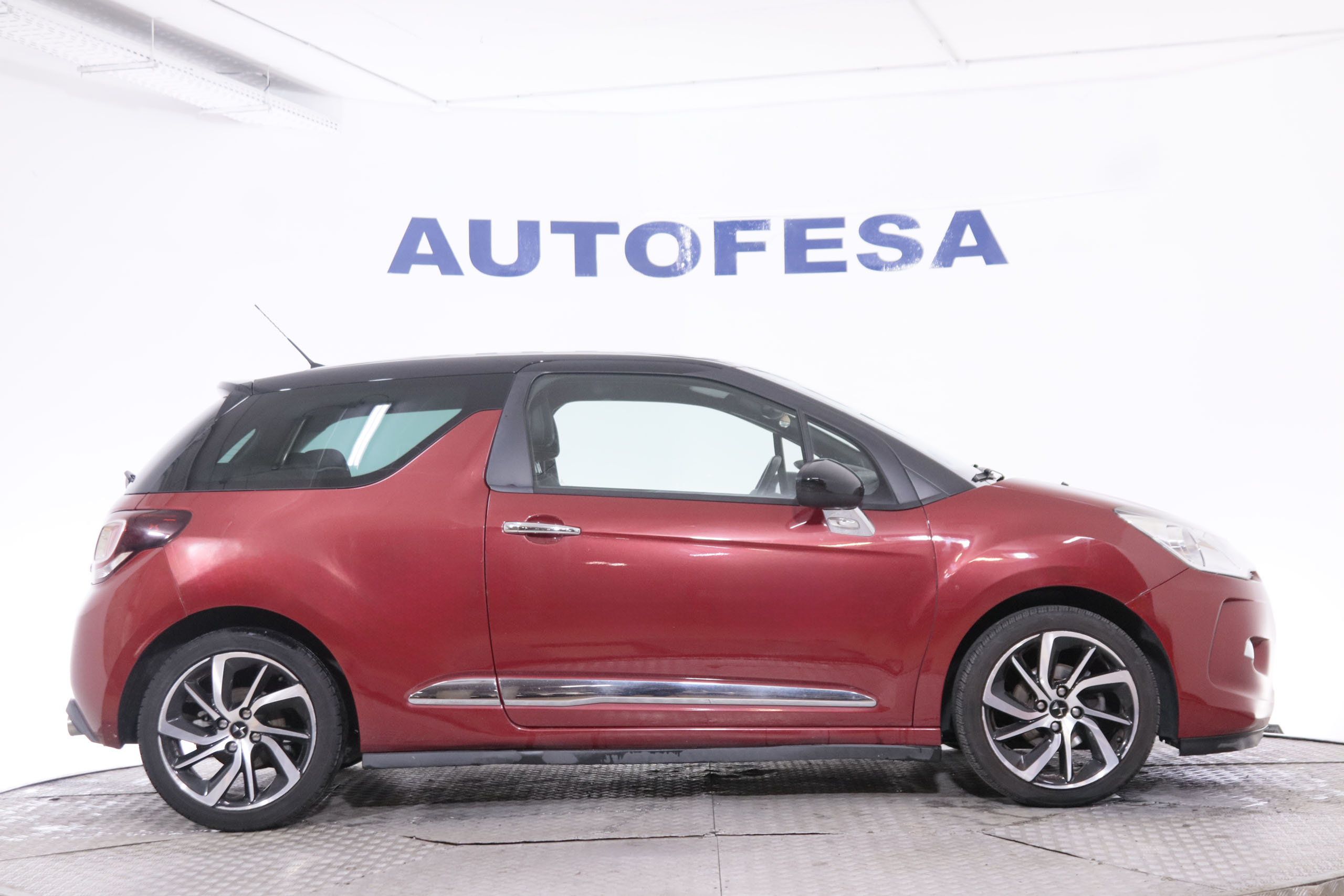 DS DS 3 1.6 HDI STYLE 100CV 3P #NAVY, PARKTRONIC foto 5