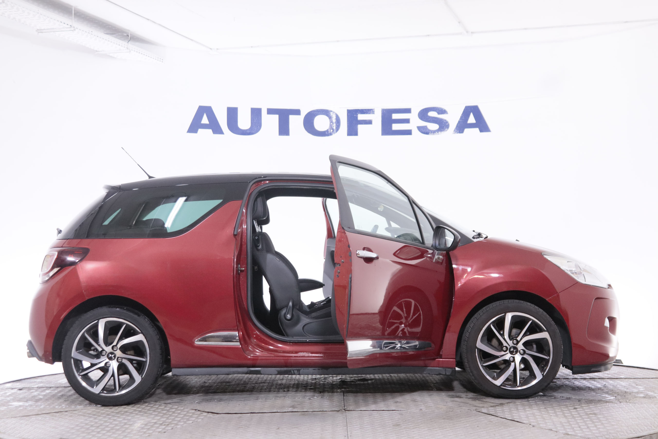 DS DS 3 1.6 HDI STYLE 100CV 3P #NAVY, PARKTRONIC foto 11