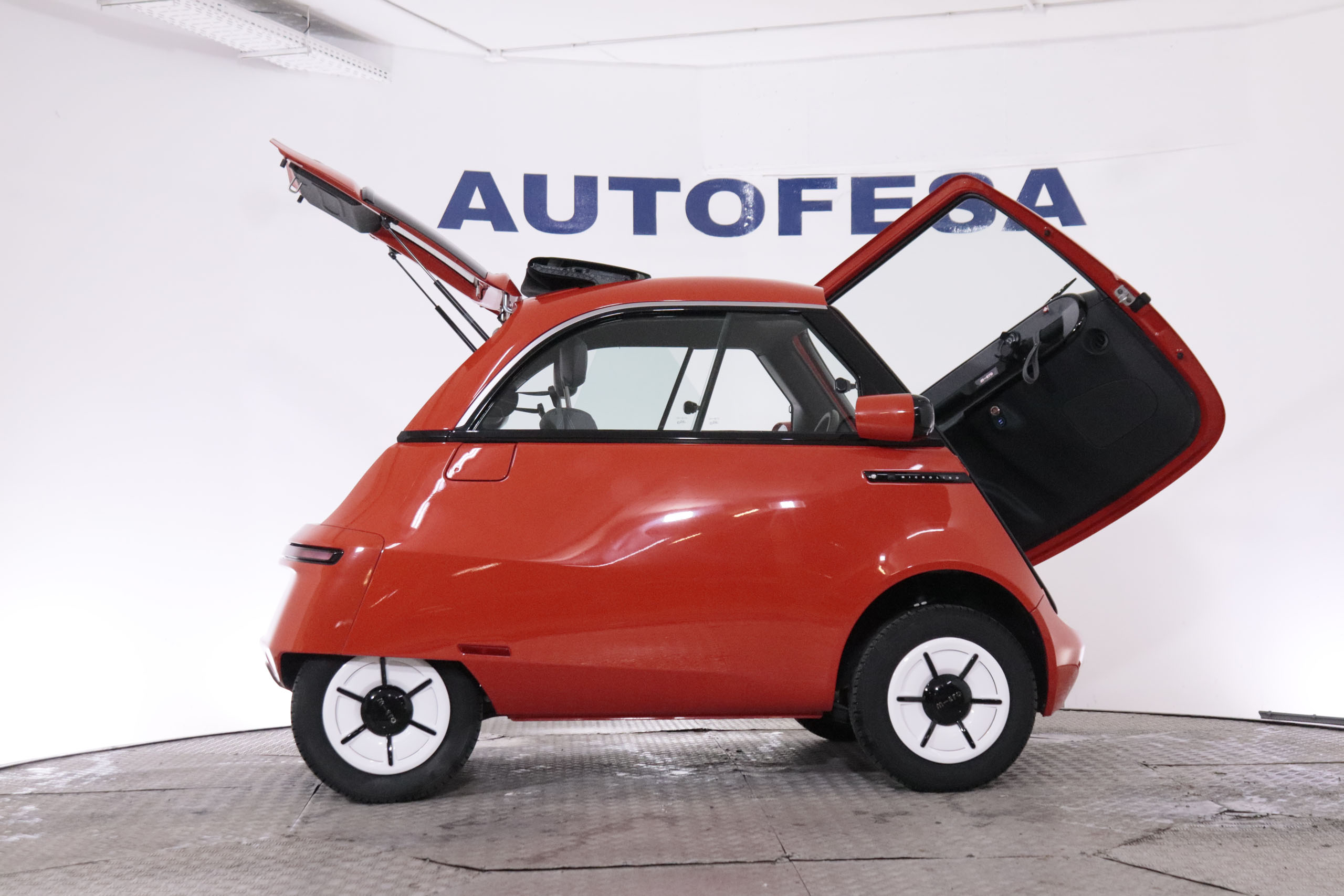 MICROLINO Competizione ELECTRICO A ESTRENAR AUTO 17CV # IVA DEDUCIBLE, GARANTIA DE FABRICA 12/2028, TECHO,FAROS LED foto 11