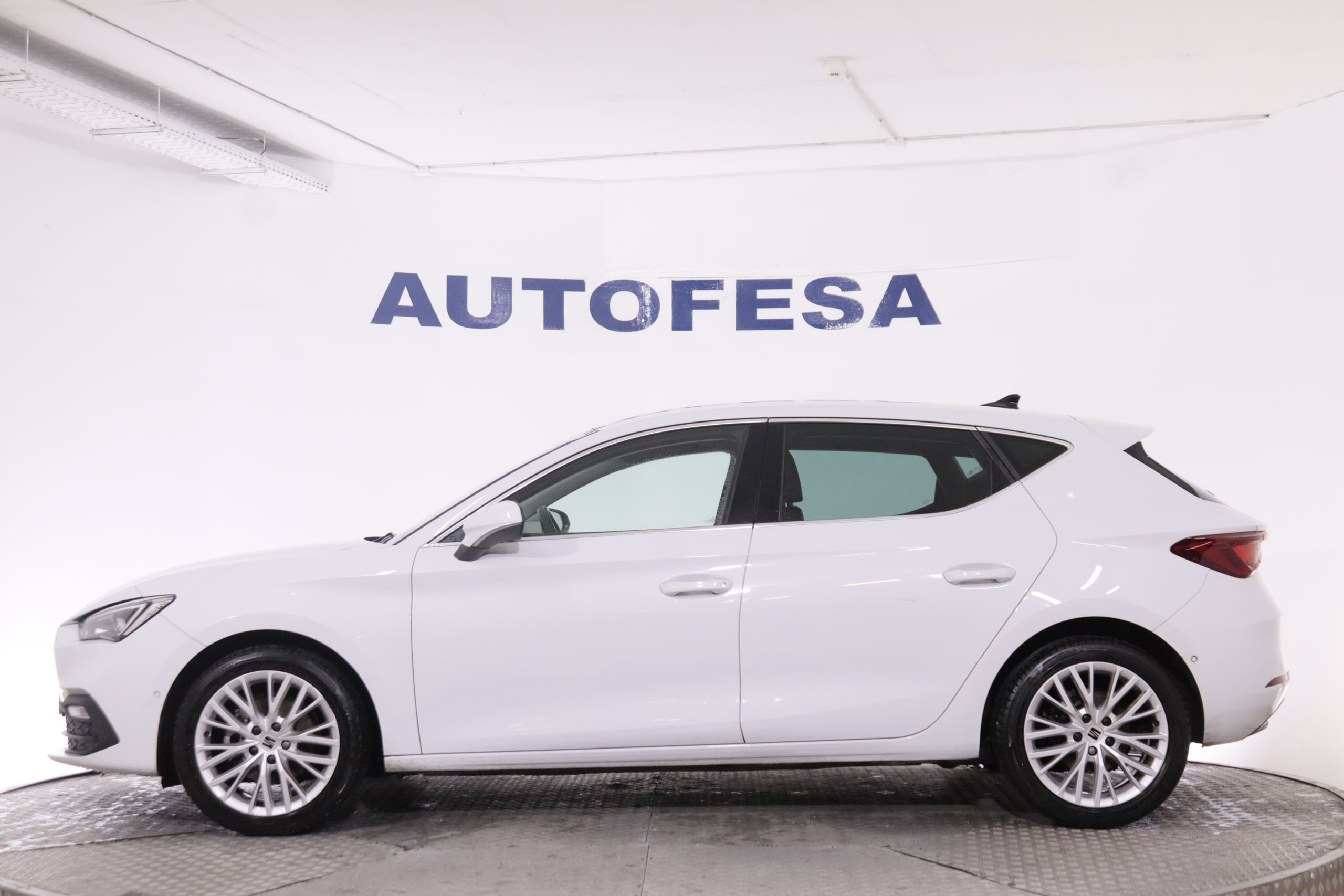 Seat Leon 1.5 TSI EXCELLENCE 150CV 5P #NAVY, PARKTRONIC foto 9