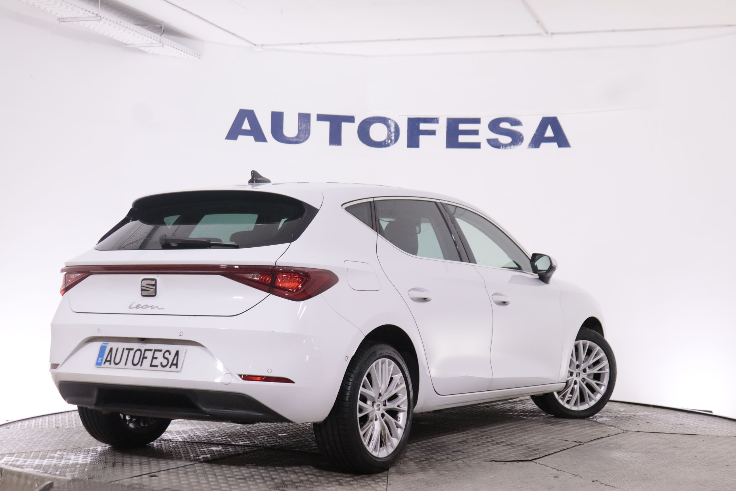 Seat Leon 1.5 TSI EXCELLENCE 150CV 5P #NAVY, PARKTRONIC foto 7