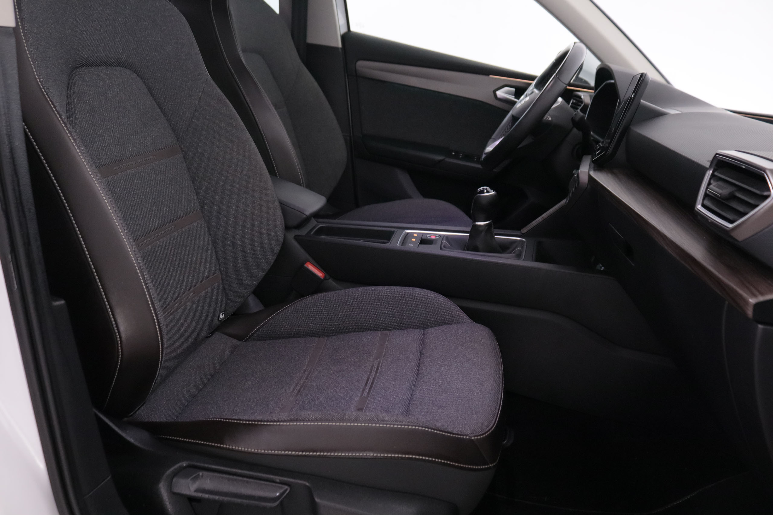 Seat Leon 1.5 TSI EXCELLENCE 150CV 5P #NAVY, PARKTRONIC foto 25