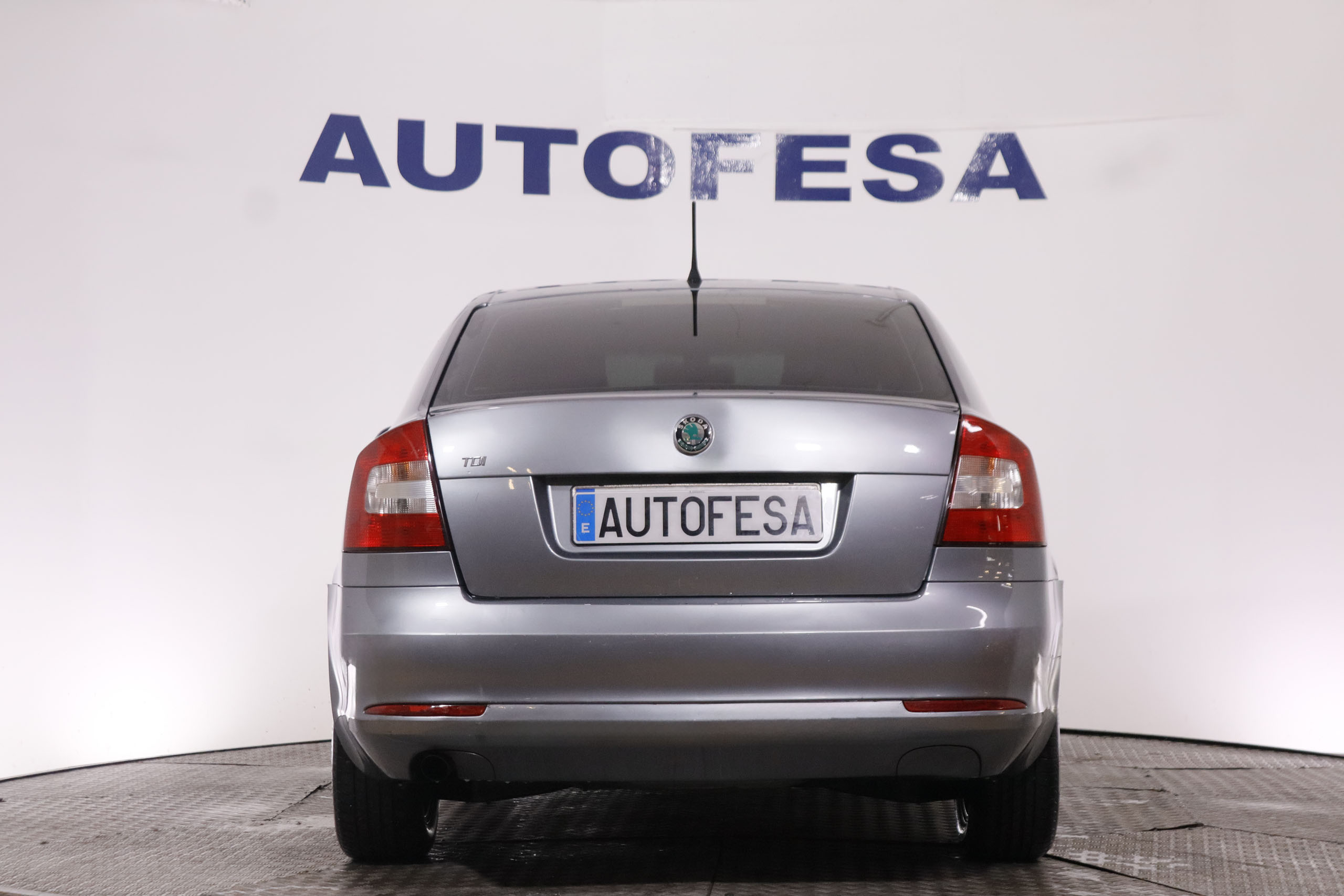 Skoda Octavia 1.6 TDI ELEGANCE 105CV 5P # BLUETOOTH foto 6