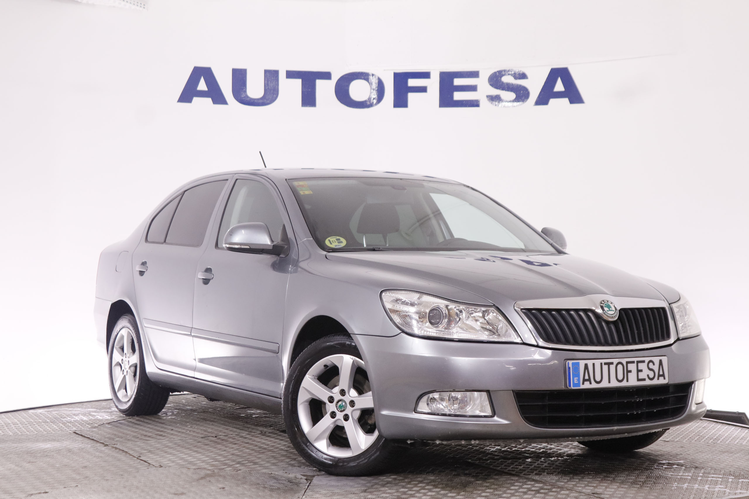 Skoda Octavia 1.6 TDI ELEGANCE 105CV 5P # BLUETOOTH foto 3