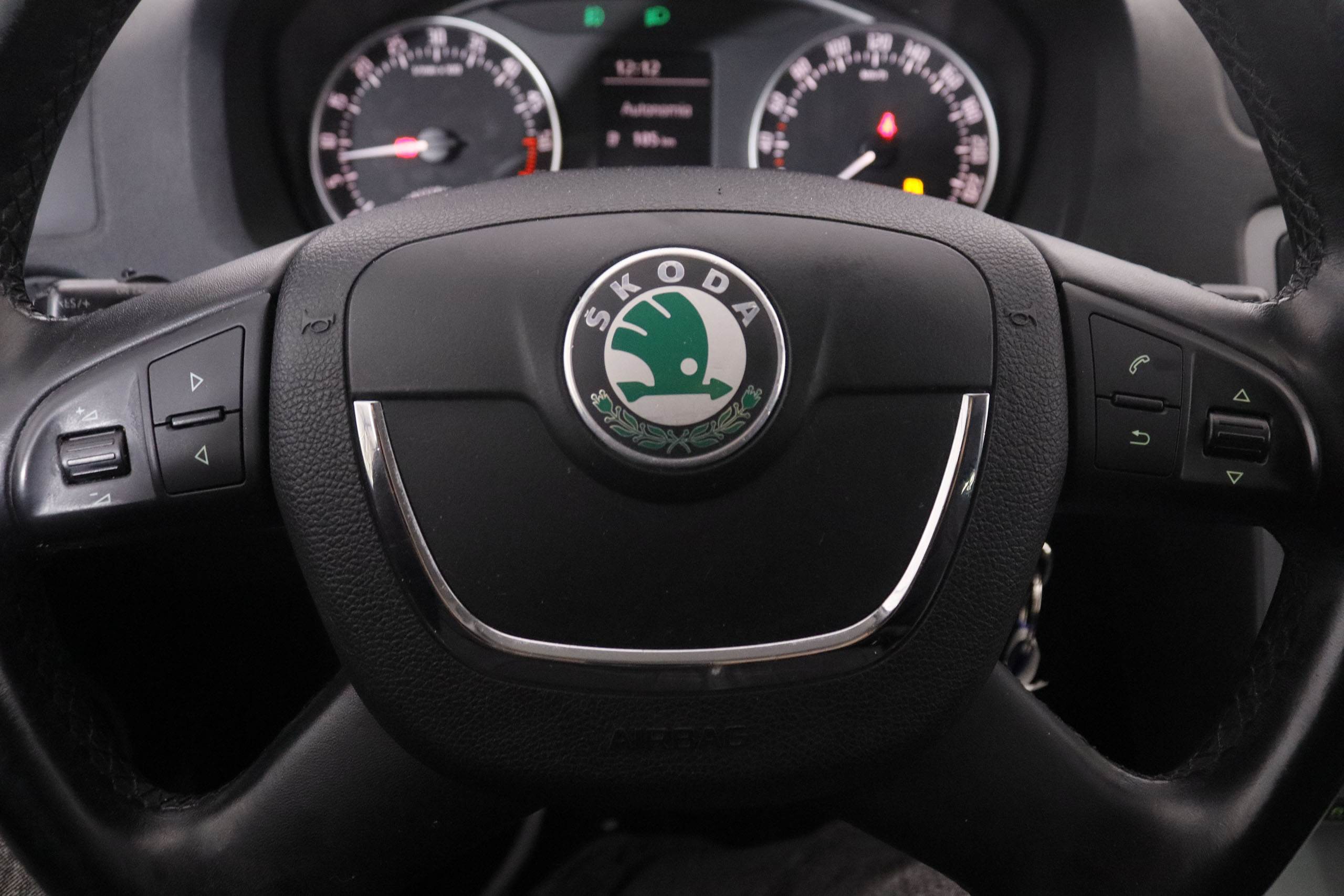 Skoda Octavia 1.6 TDI ELEGANCE 105CV 5P # BLUETOOTH foto 18