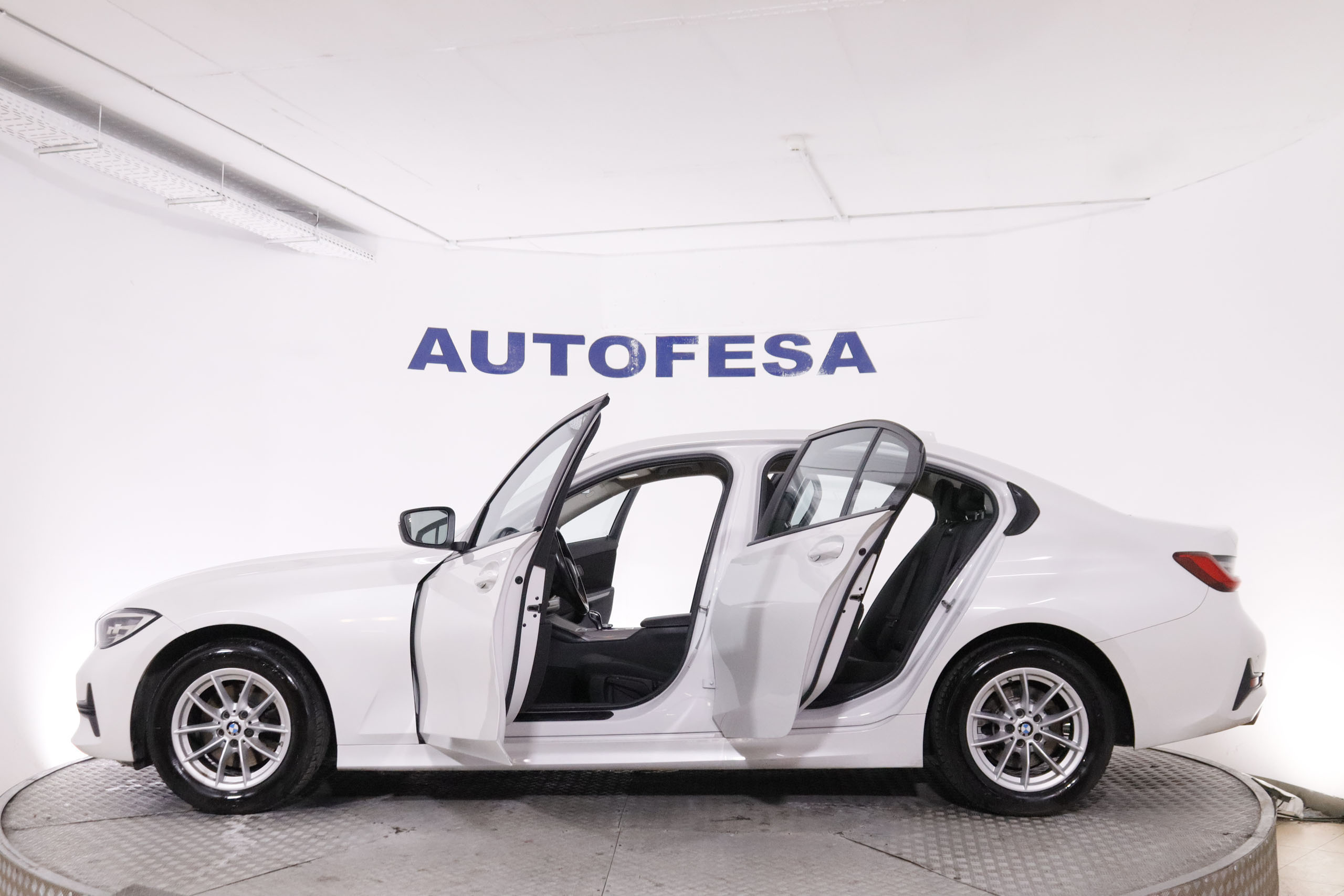 BMW 320 SERIE 3 320D AUTO 190CV 4P # IVA DEDUCIBLE, NAVY, PARKTRONIC foto 11