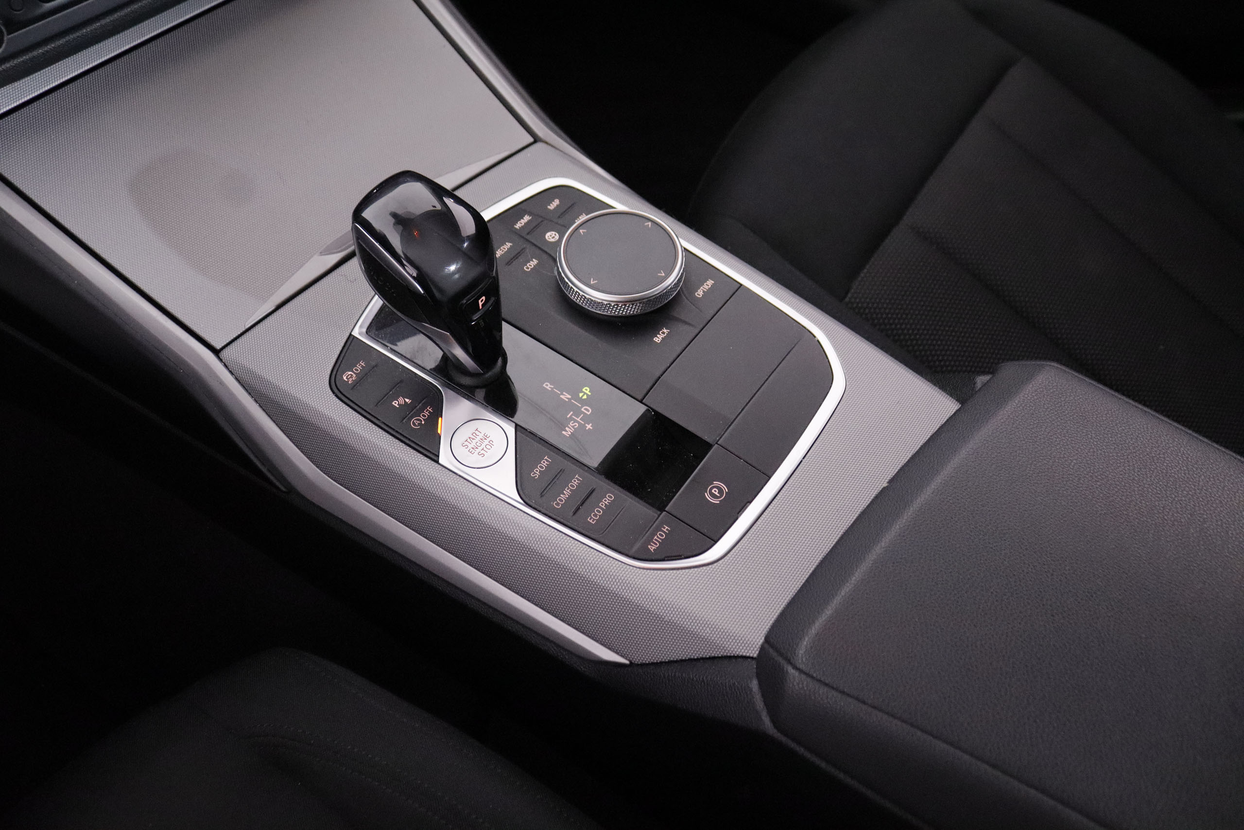 BMW 320 SERIE 3 320D AUTO 190CV 4P # IVA DEDUCIBLE, NAVY, PARKTRONIC foto 24