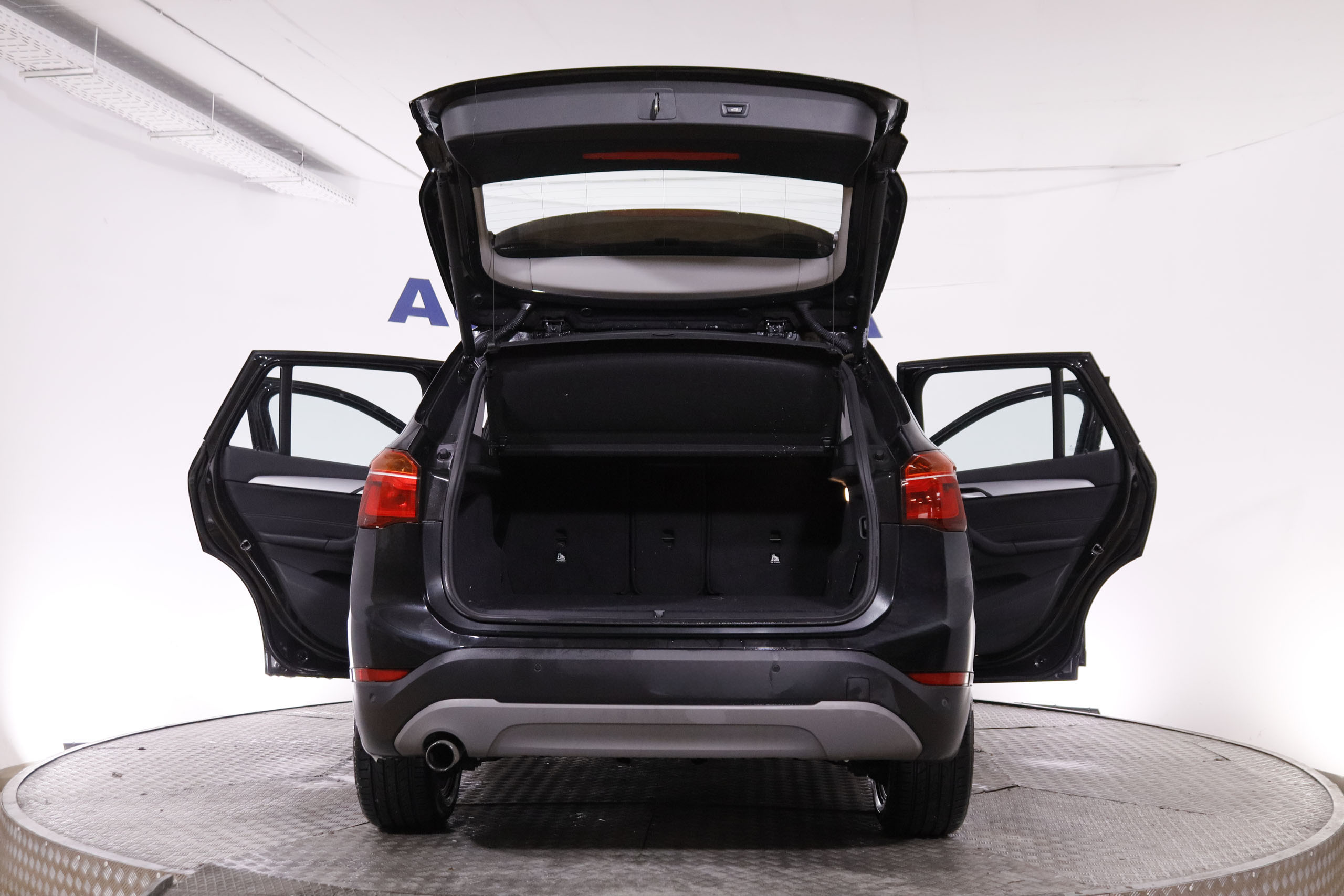 BMW X1 SDRIVE 18I 140CV 5P # NAVY, PARKTRONIC foto 10