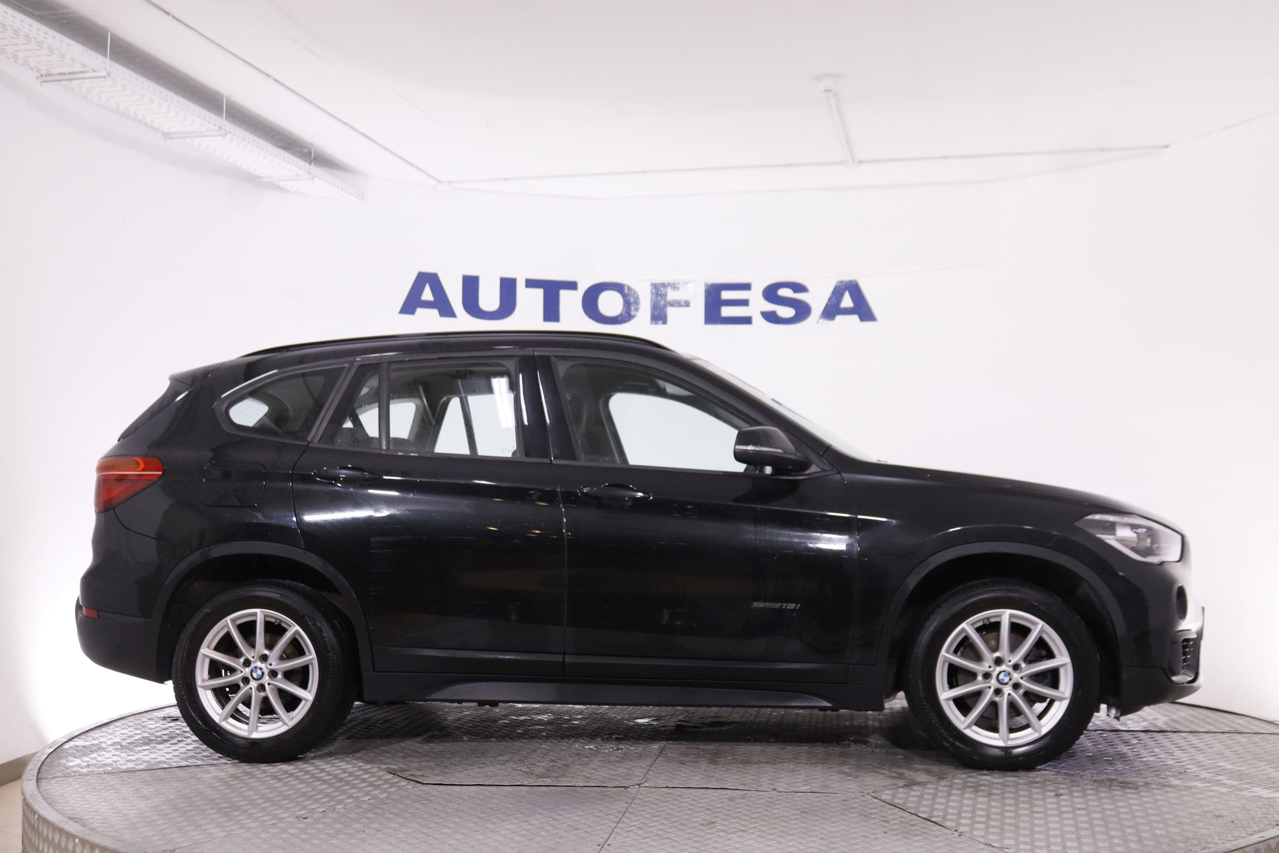 BMW X1 SDRIVE 18I 140CV 5P # NAVY, PARKTRONIC foto 9