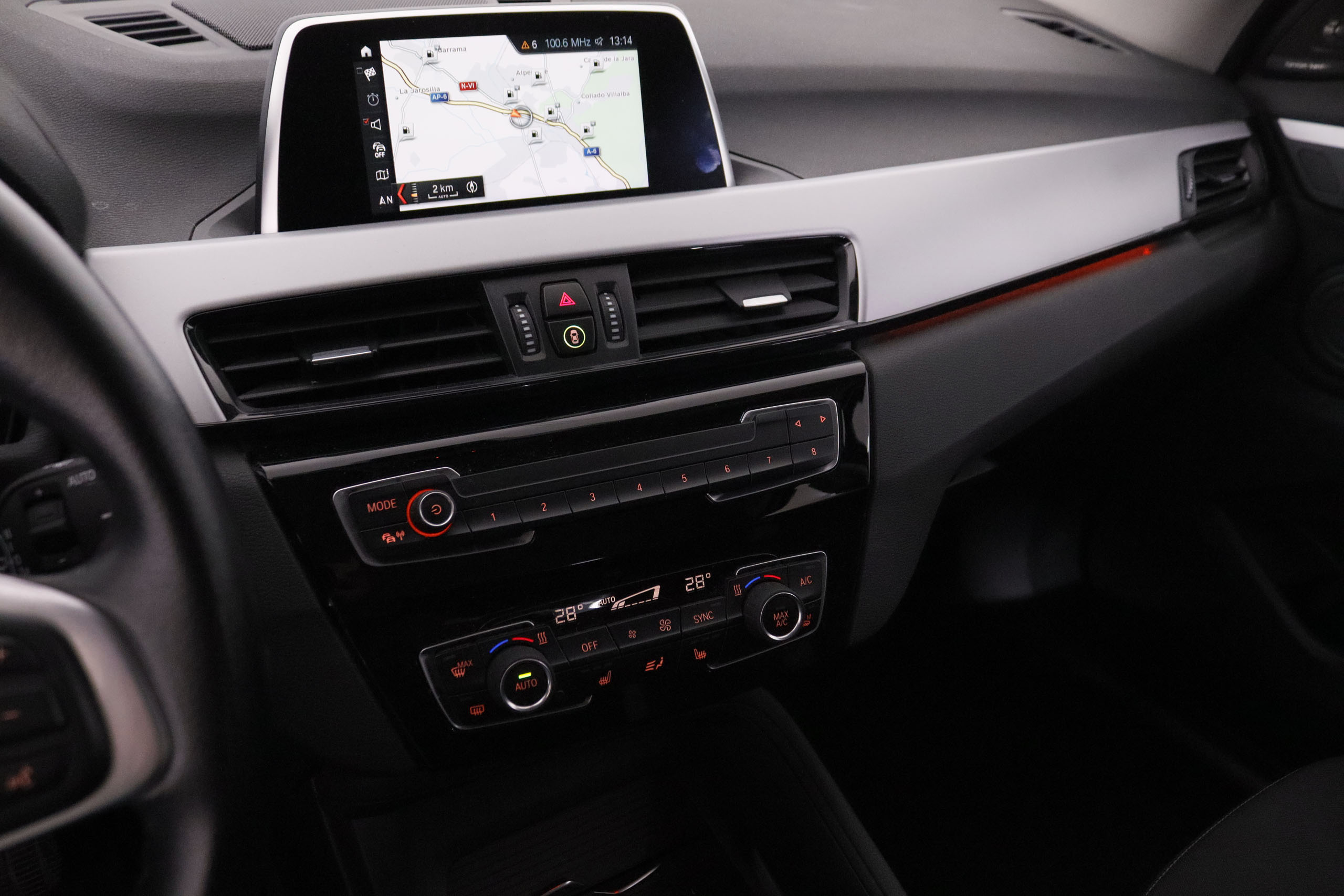 BMW X1 SDRIVE 18I 140CV 5P # NAVY, PARKTRONIC foto 17