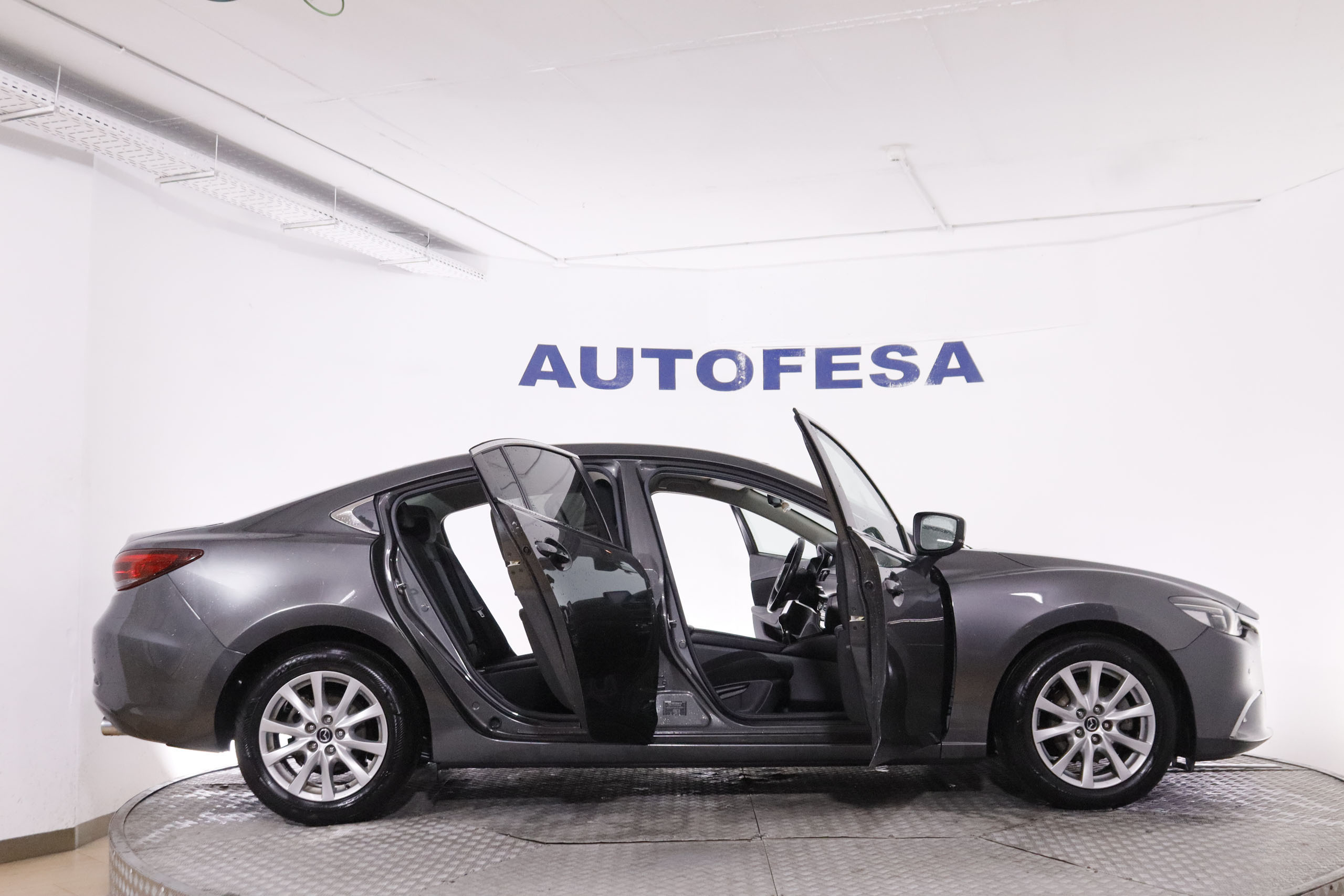 Mazda 6 2.2 D STYLE 150CV 4P # NAVY, PARKTRONIC foto 9