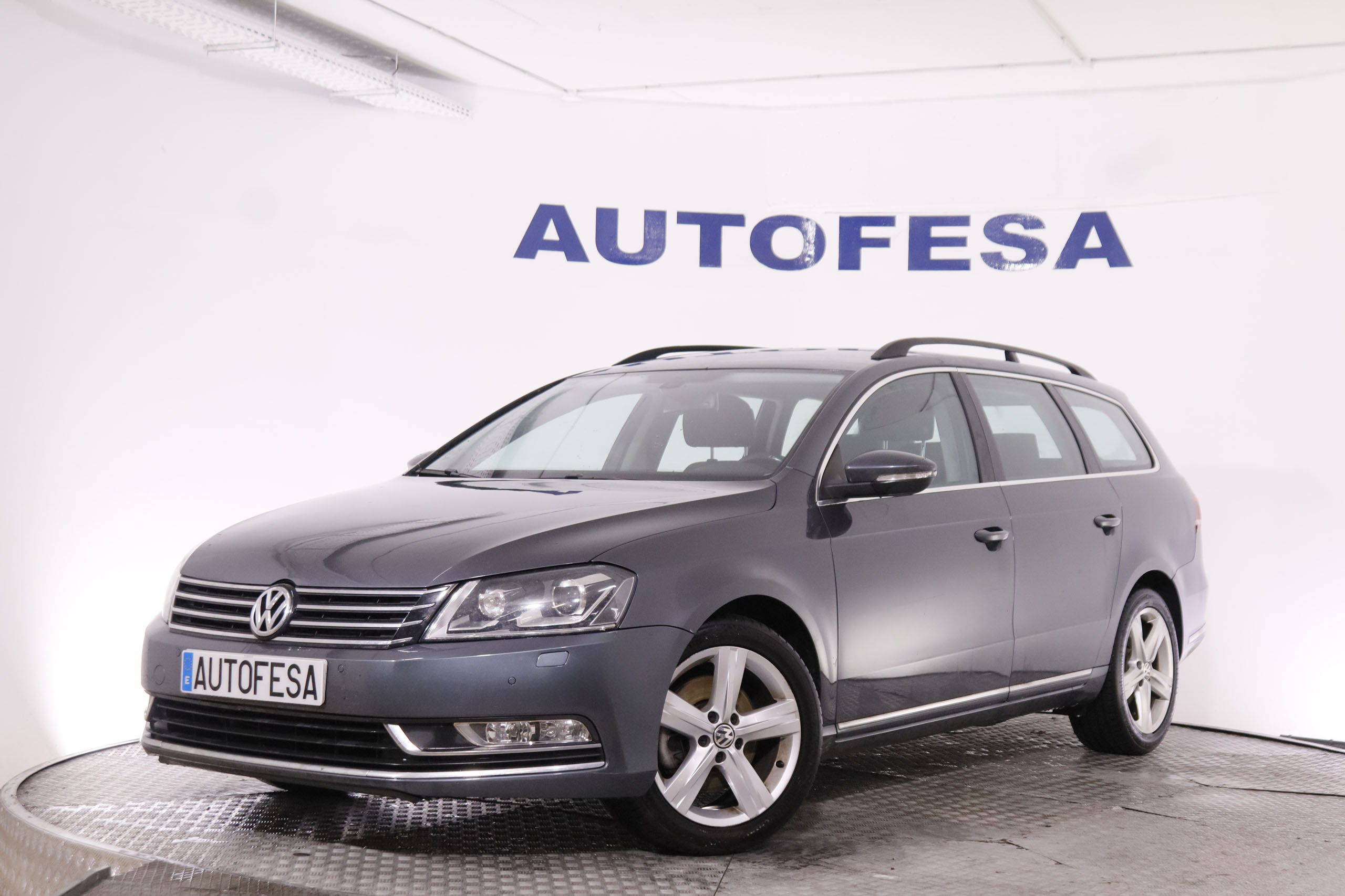 Volkswagen Passat 2.0 TDI VARIANT HIGHLINE 140CV 5P #NAVY, PARKTRONIC foto 1
