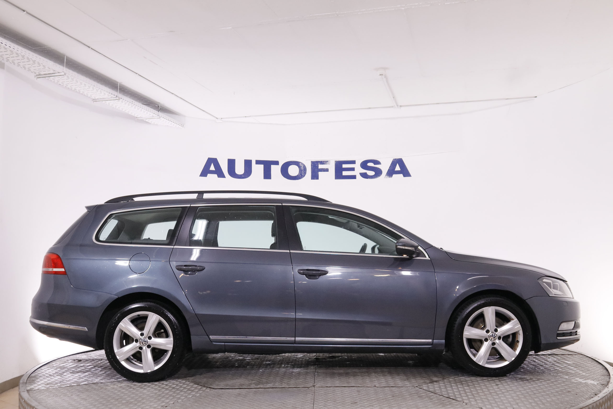 Volkswagen Passat 2.0 TDI VARIANT HIGHLINE 140CV 5P #NAVY, PARKTRONIC foto 9
